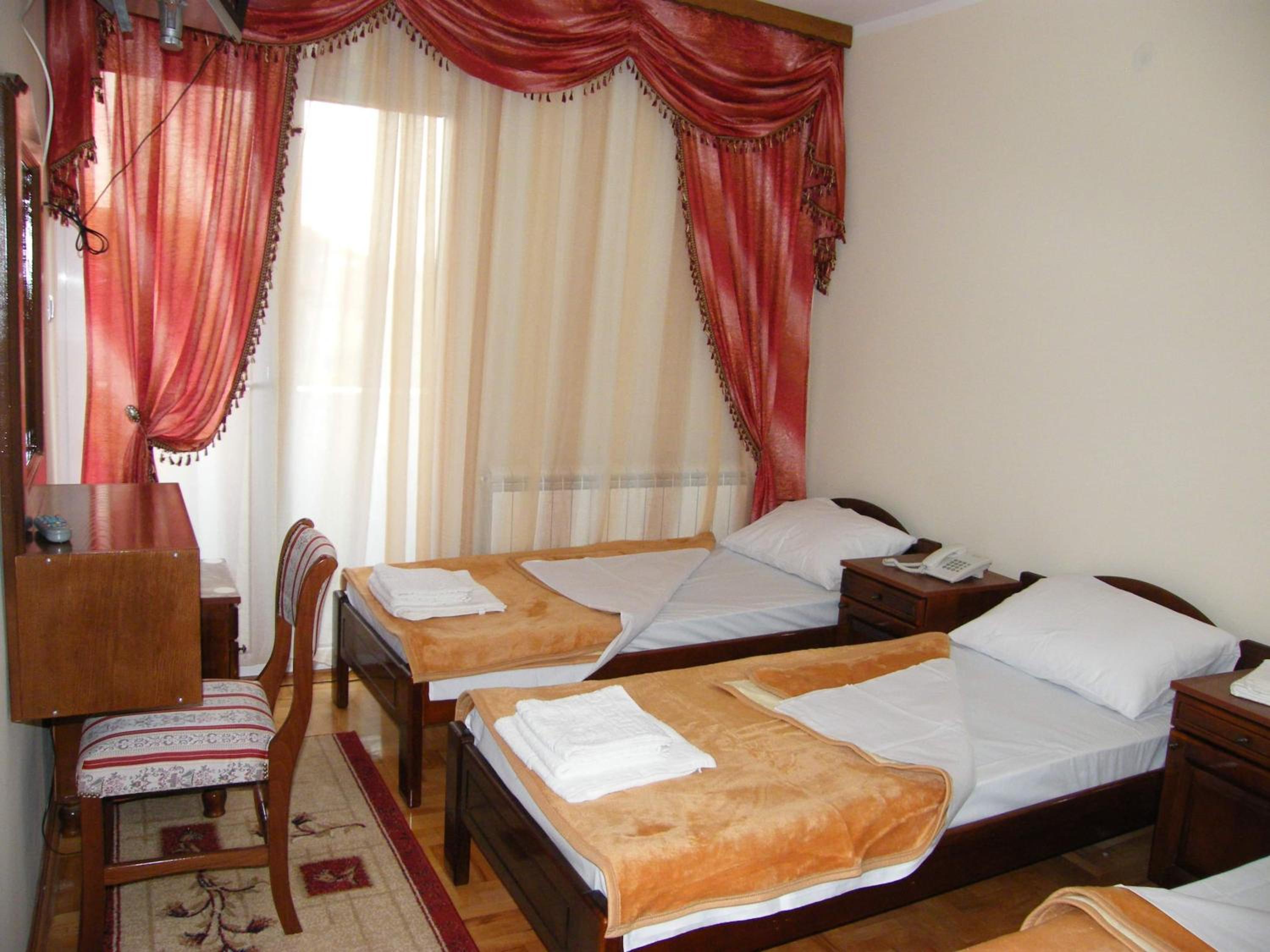 Classic Triple Room photo 3