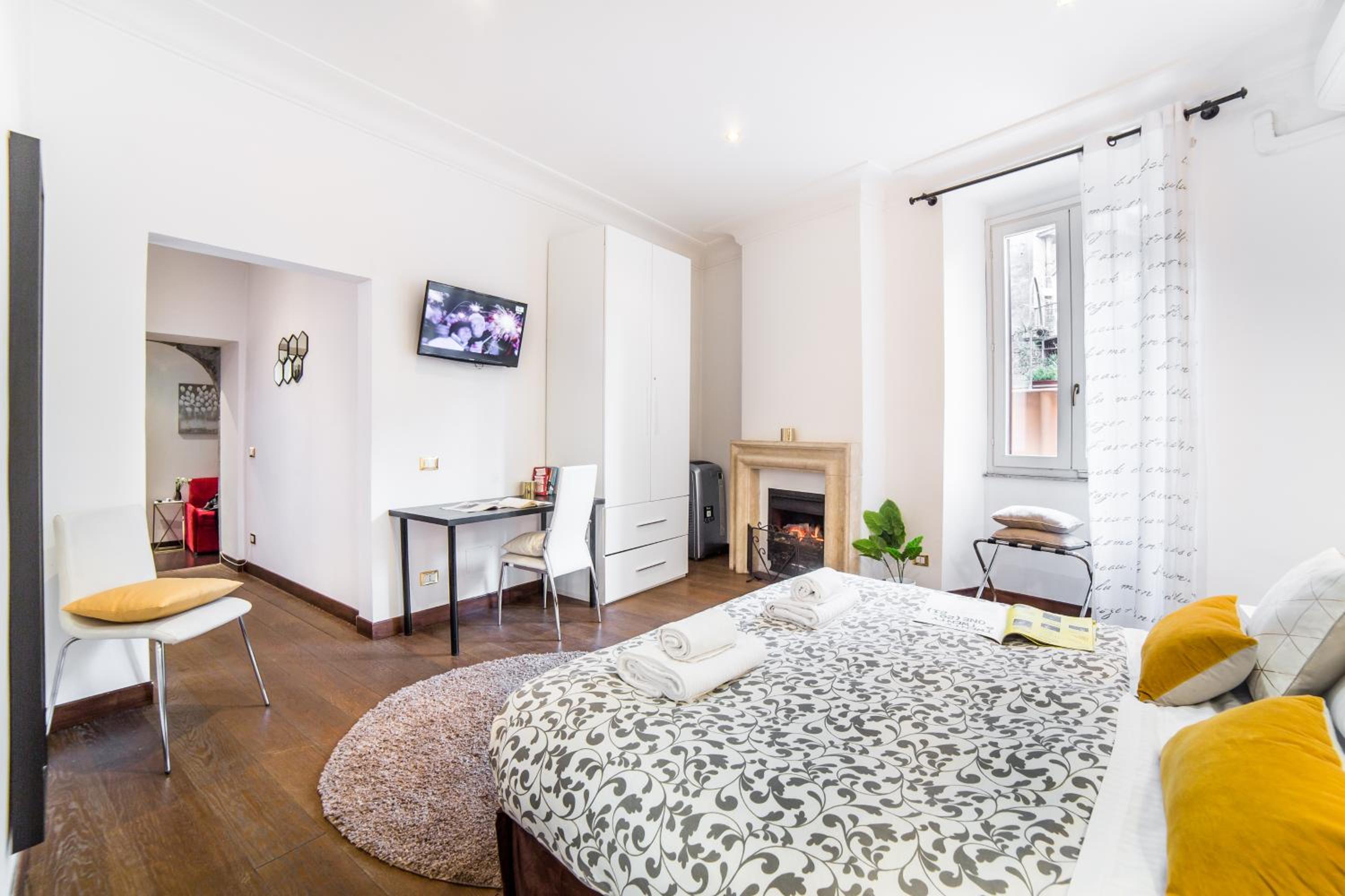Superior One-Bedroom Apartment photo 1