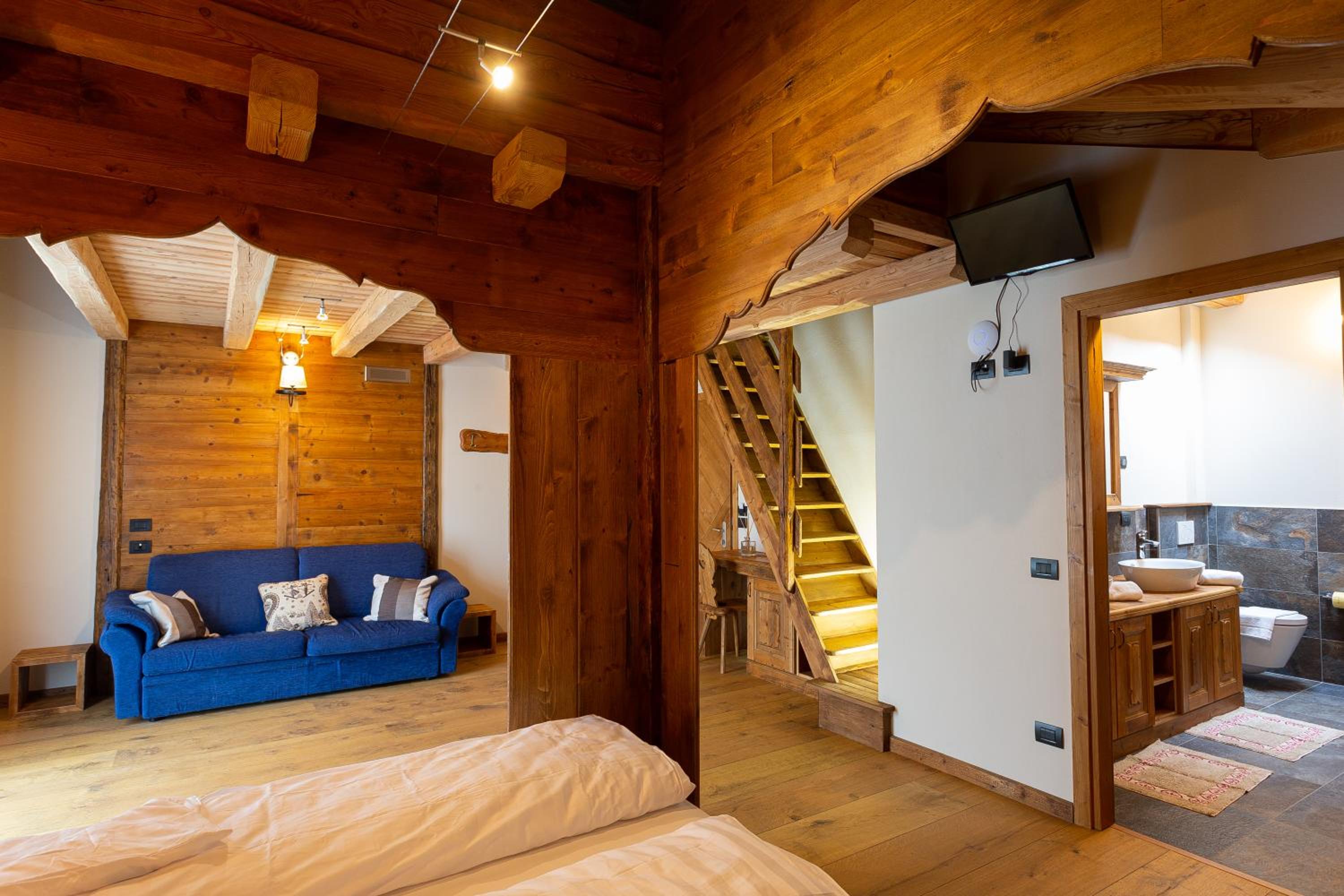 Deluxe Quadruple Room photo 2