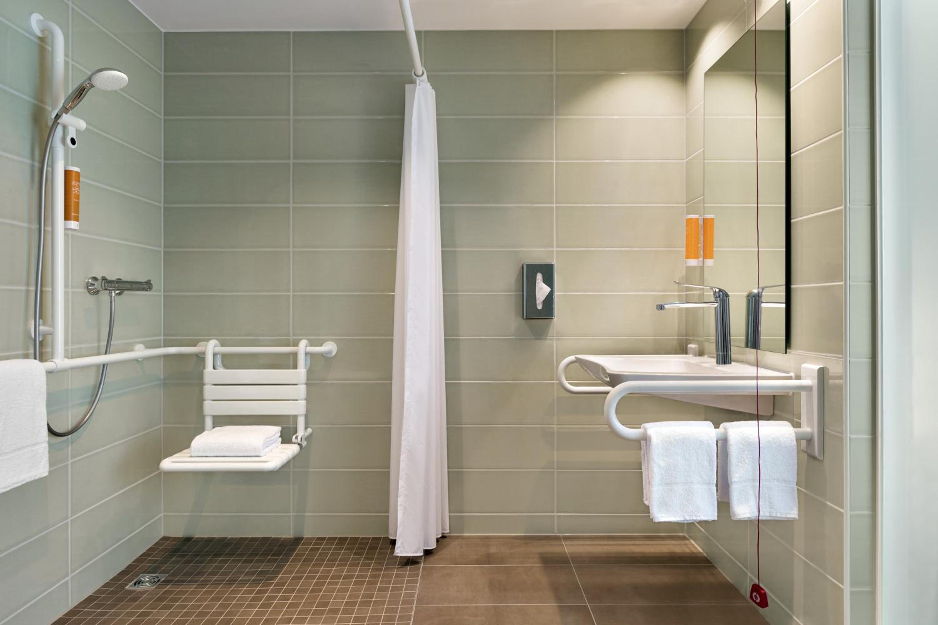 Double Room - Mobility Access - Photo 7