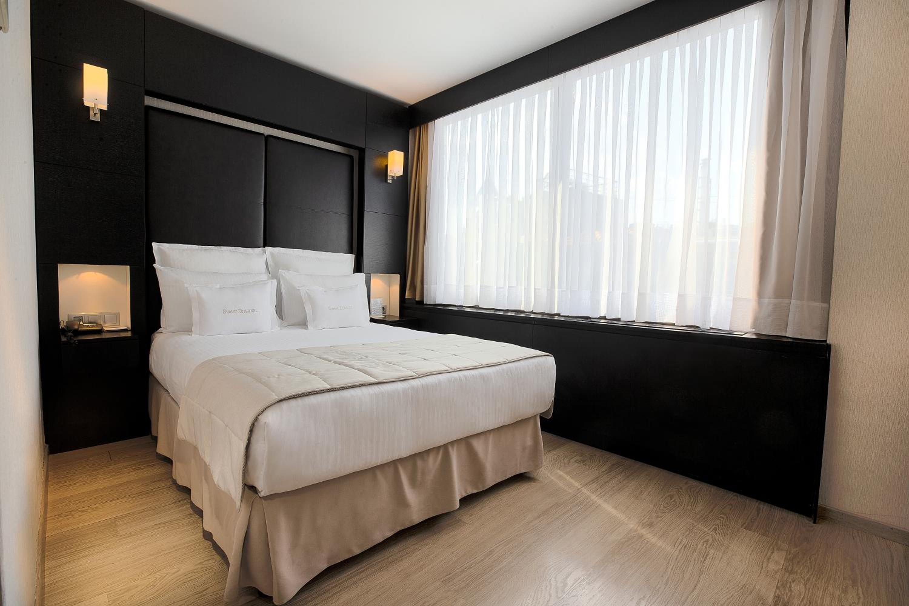 Available room