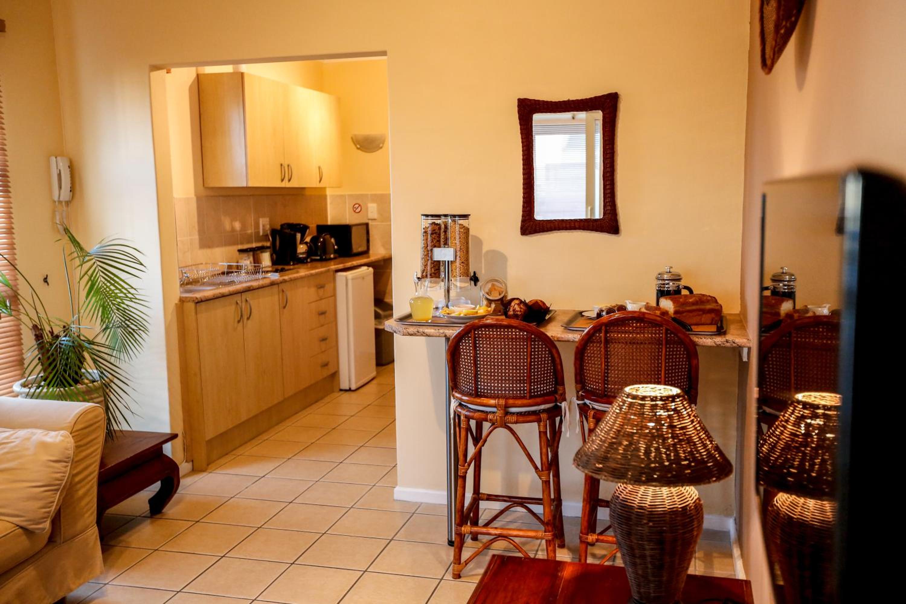 Apartment photo 2