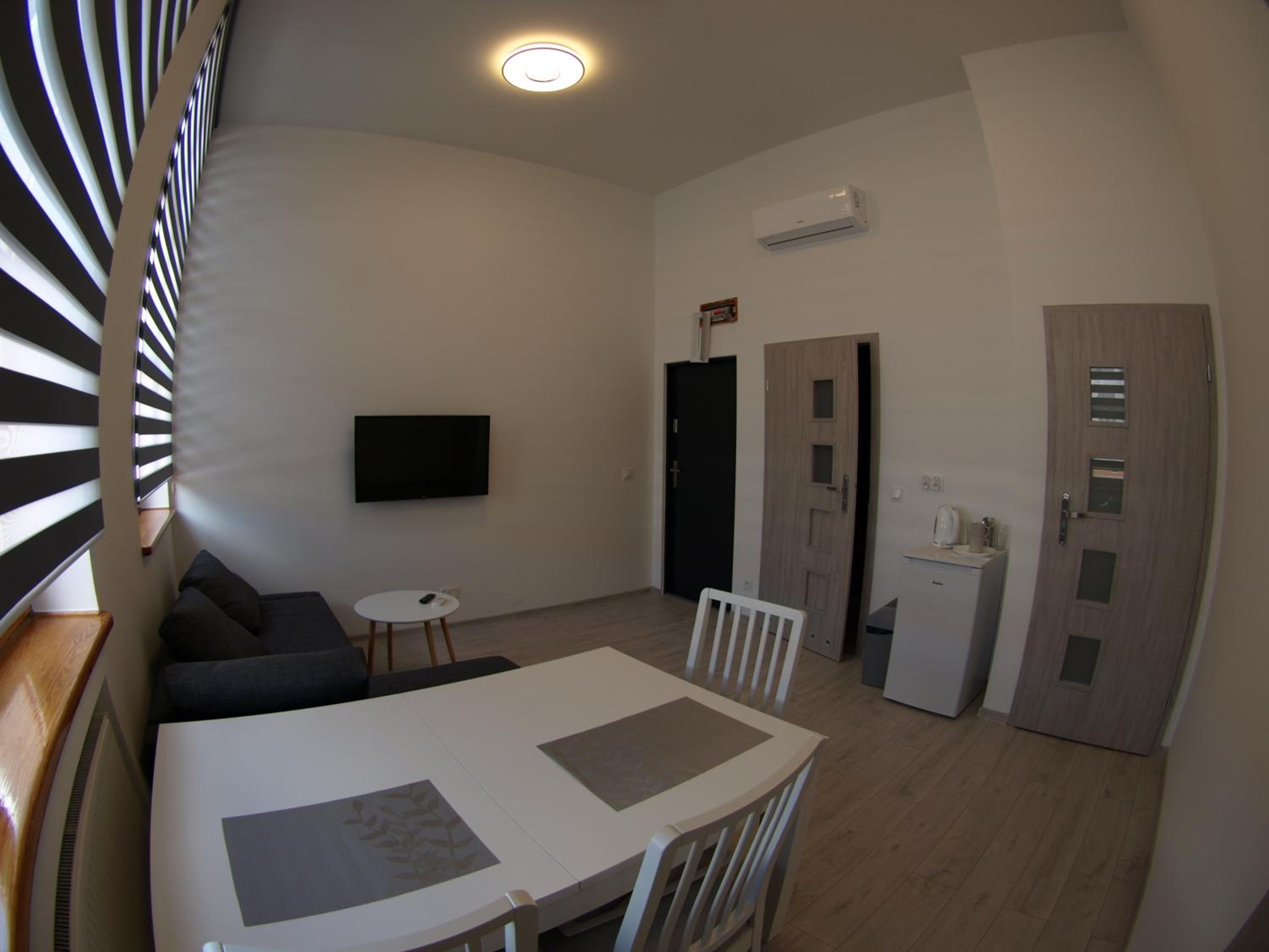 Two-Bedroom Apartment - Photo 6