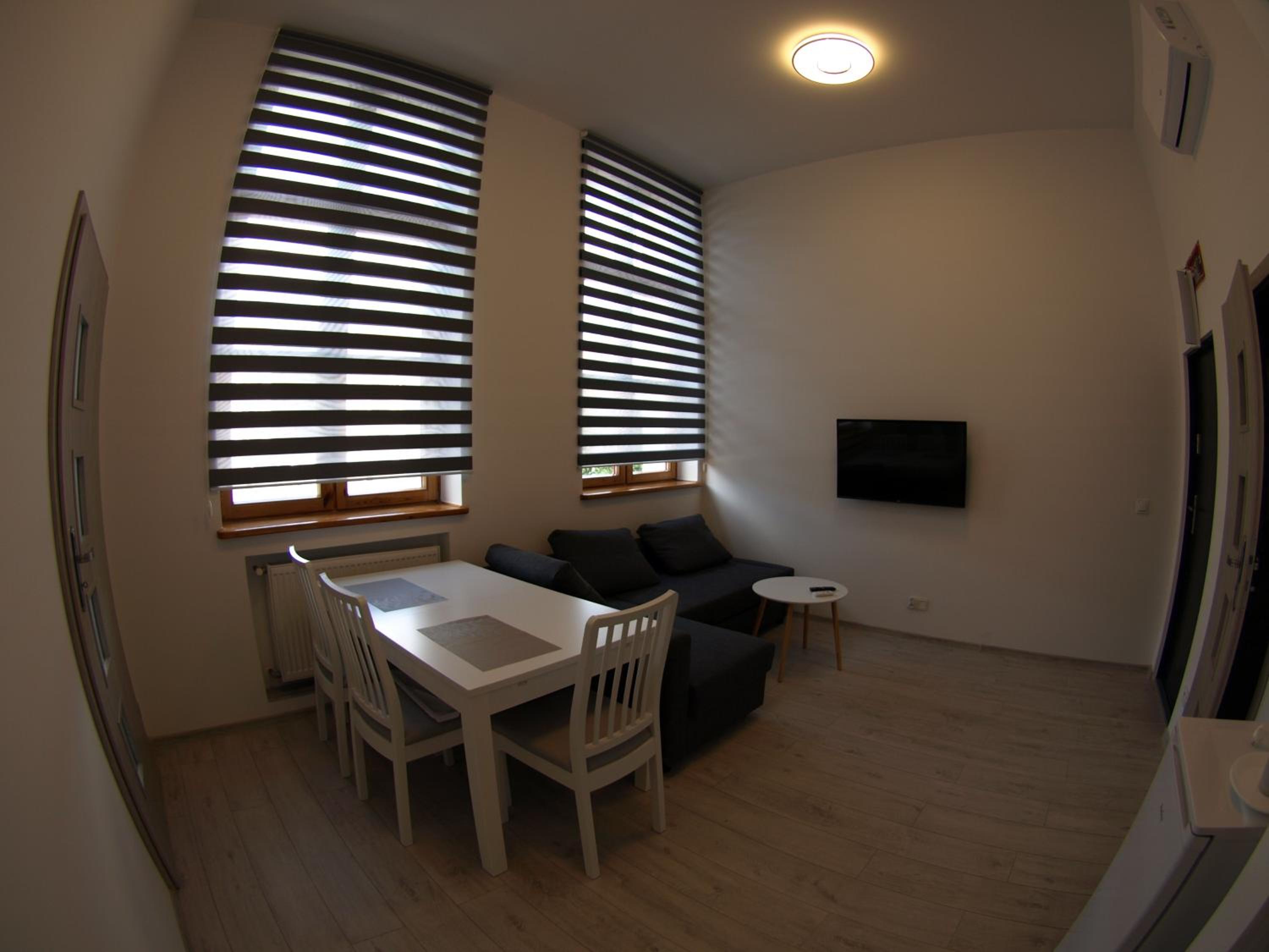 Two-Bedroom Apartment - Photo 2