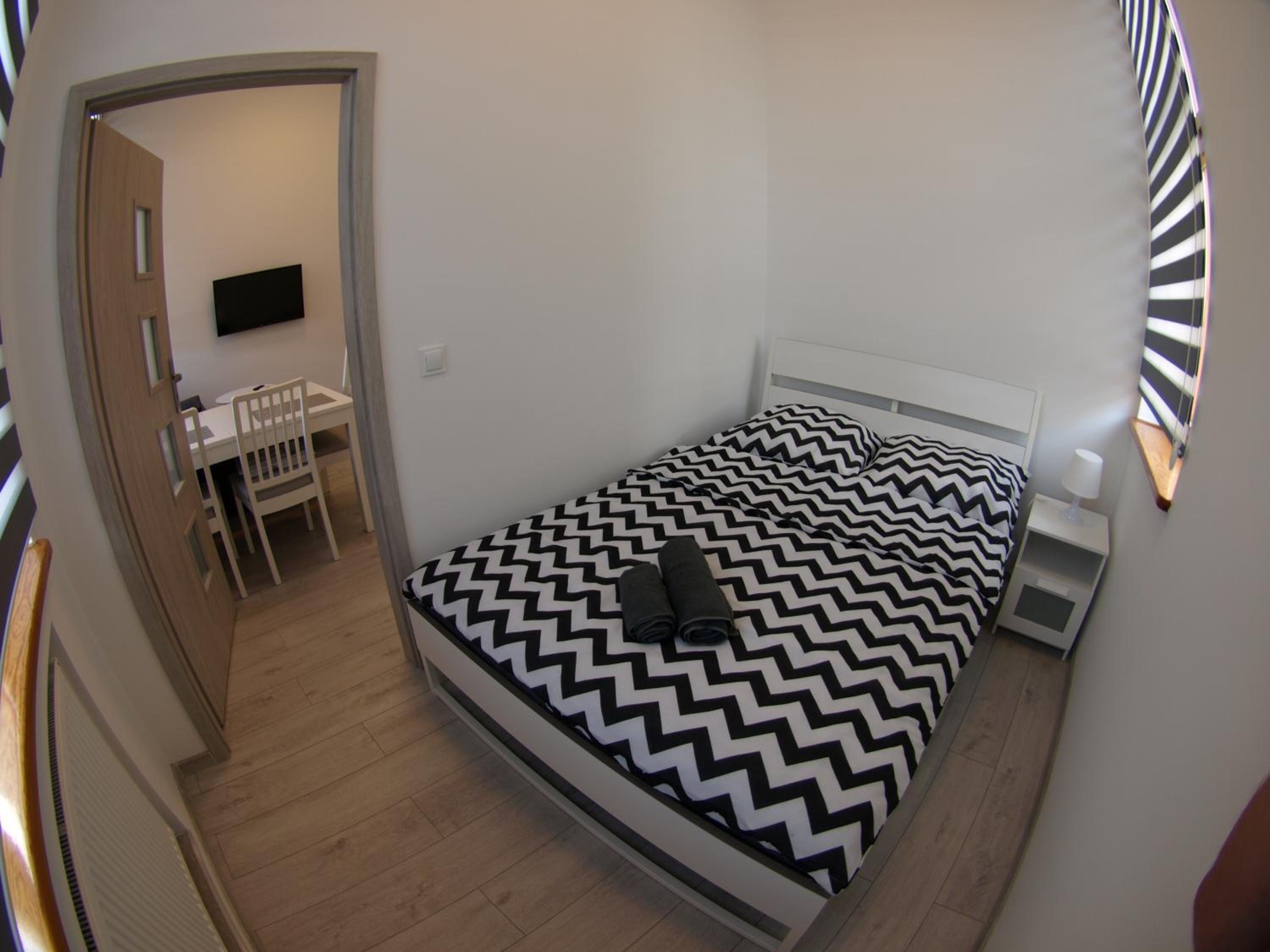 Two-Bedroom Apartment - Photo 5