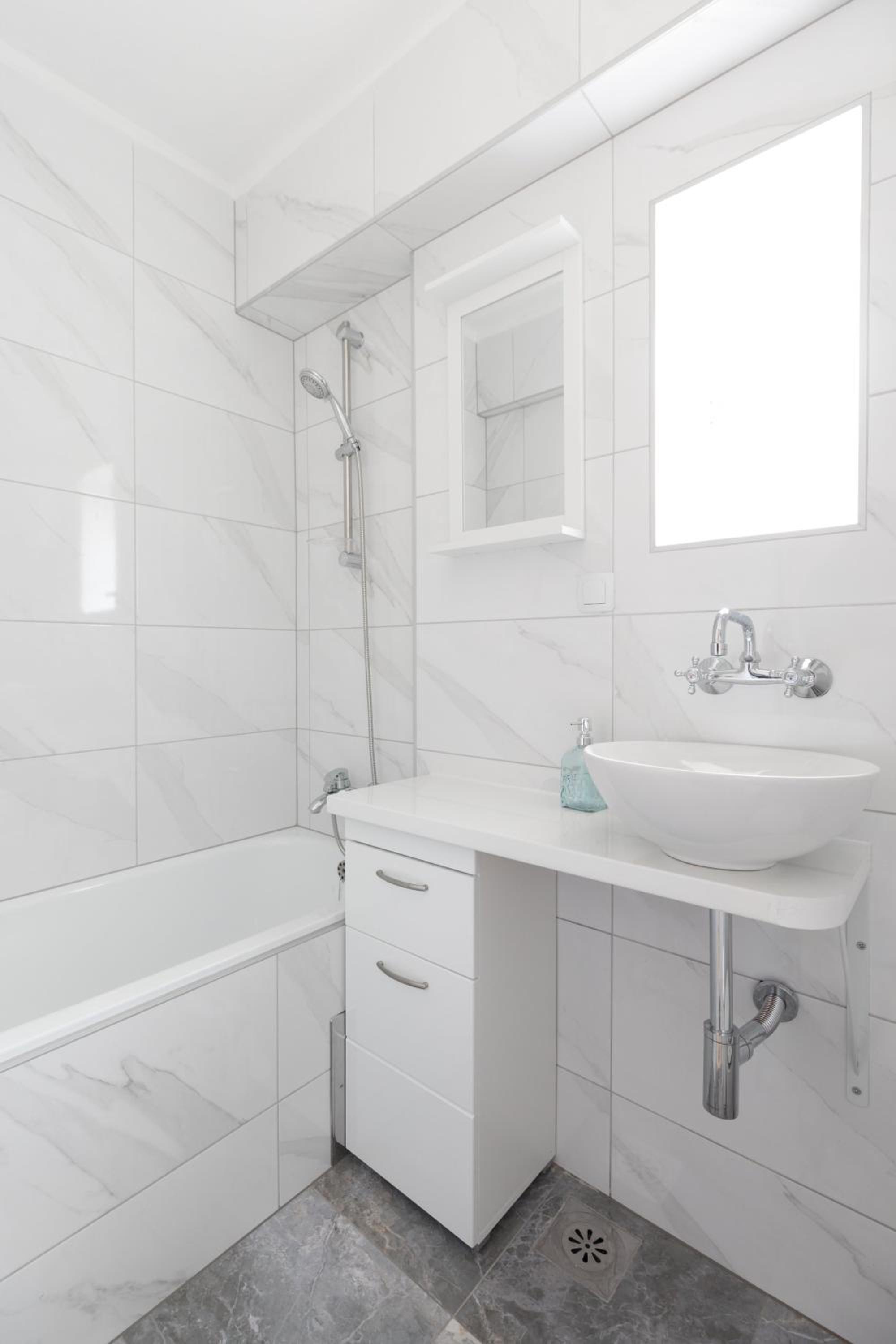 Two-Bedroom Apartment - Photo 10