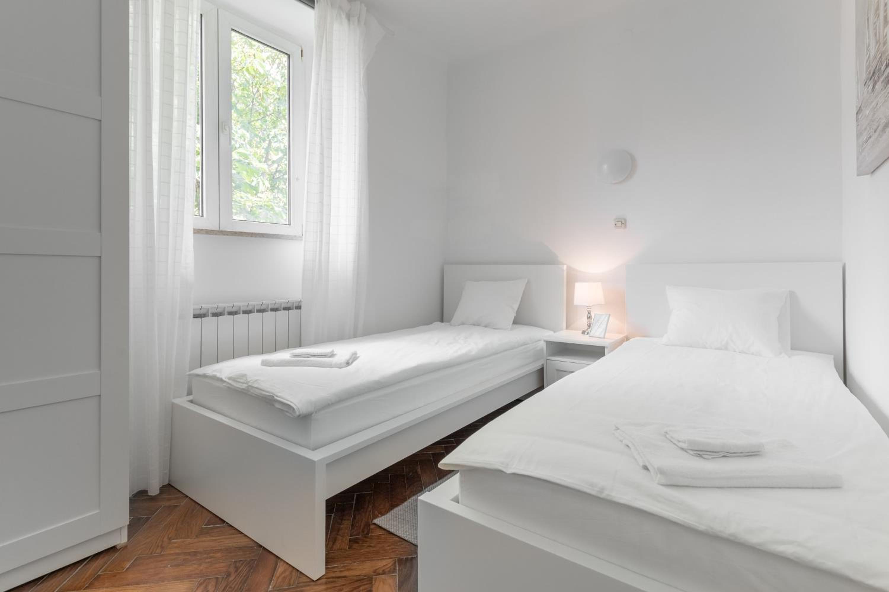 Two-Bedroom Apartment - Photo 12
