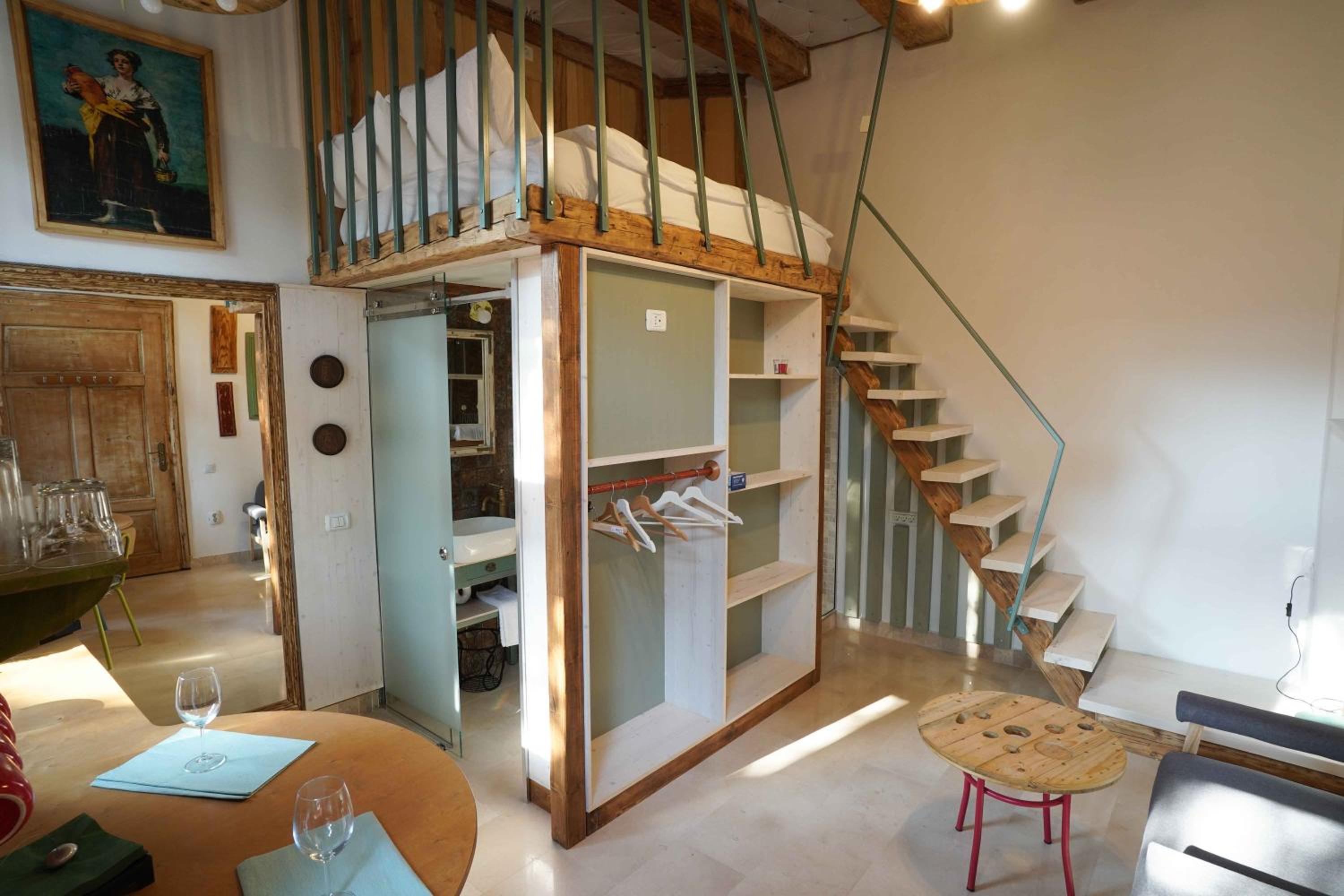 Studio Apartment 1