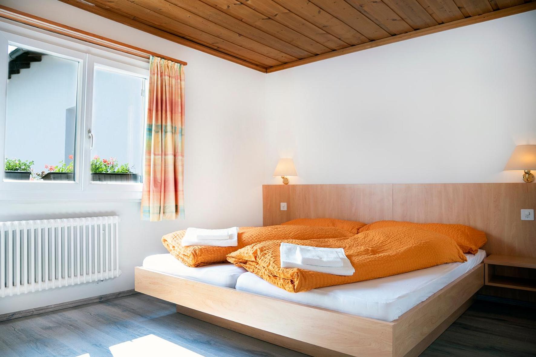 Double Room with Mountain View - Photo 1