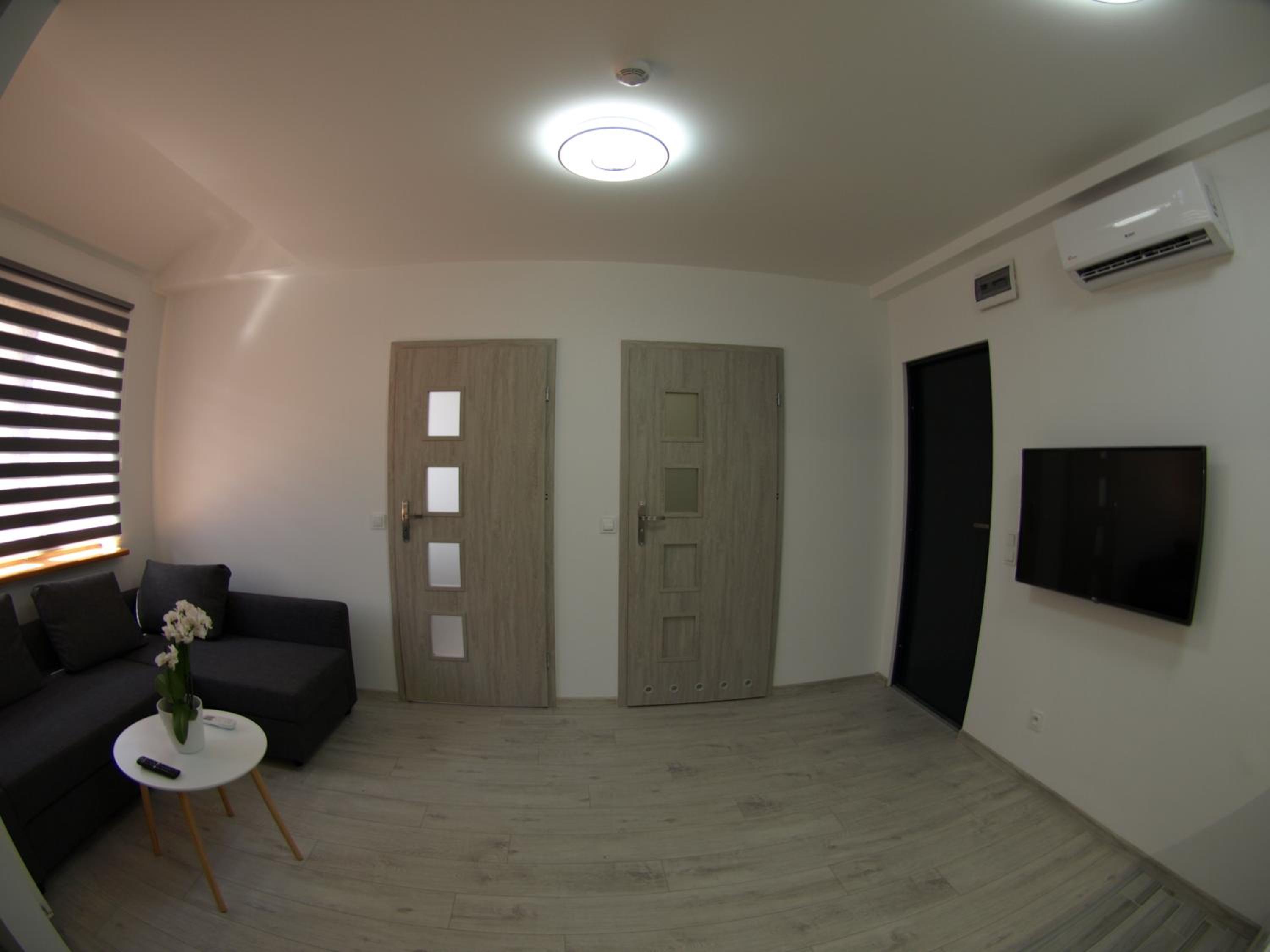 Deluxe Apartment - Photo 5