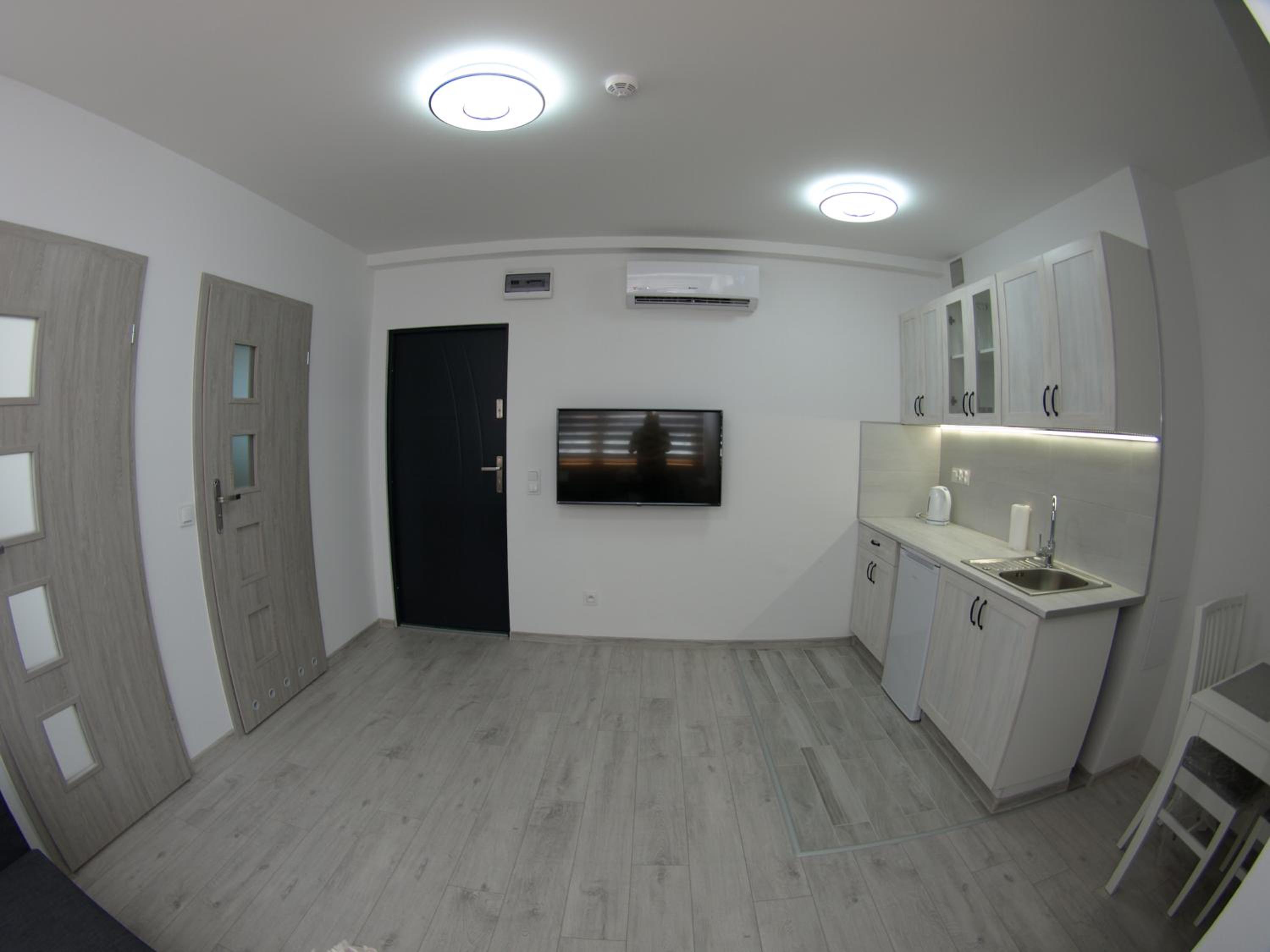 Deluxe Apartment - Photo 2