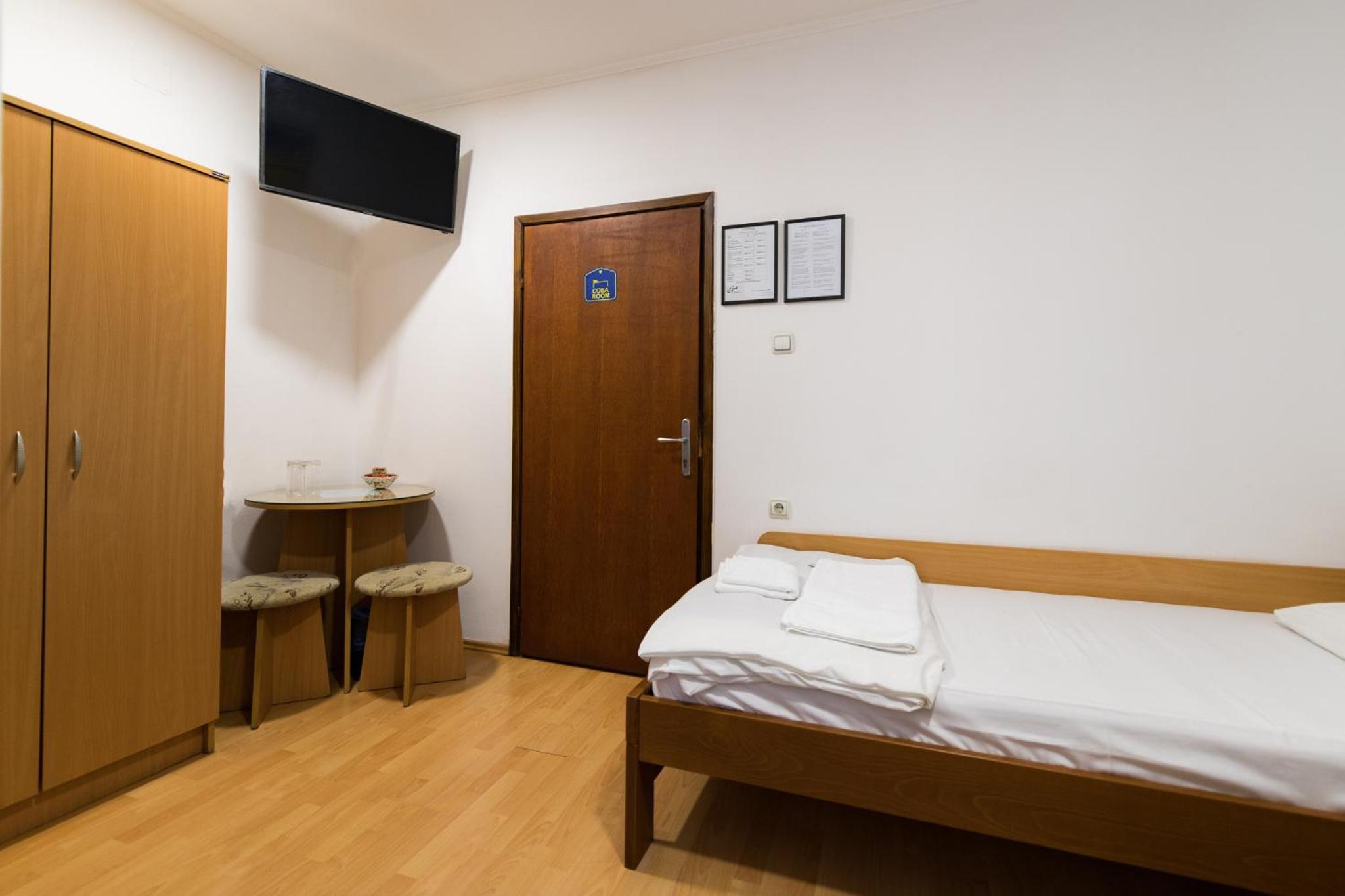 Triple Room - Photo 7