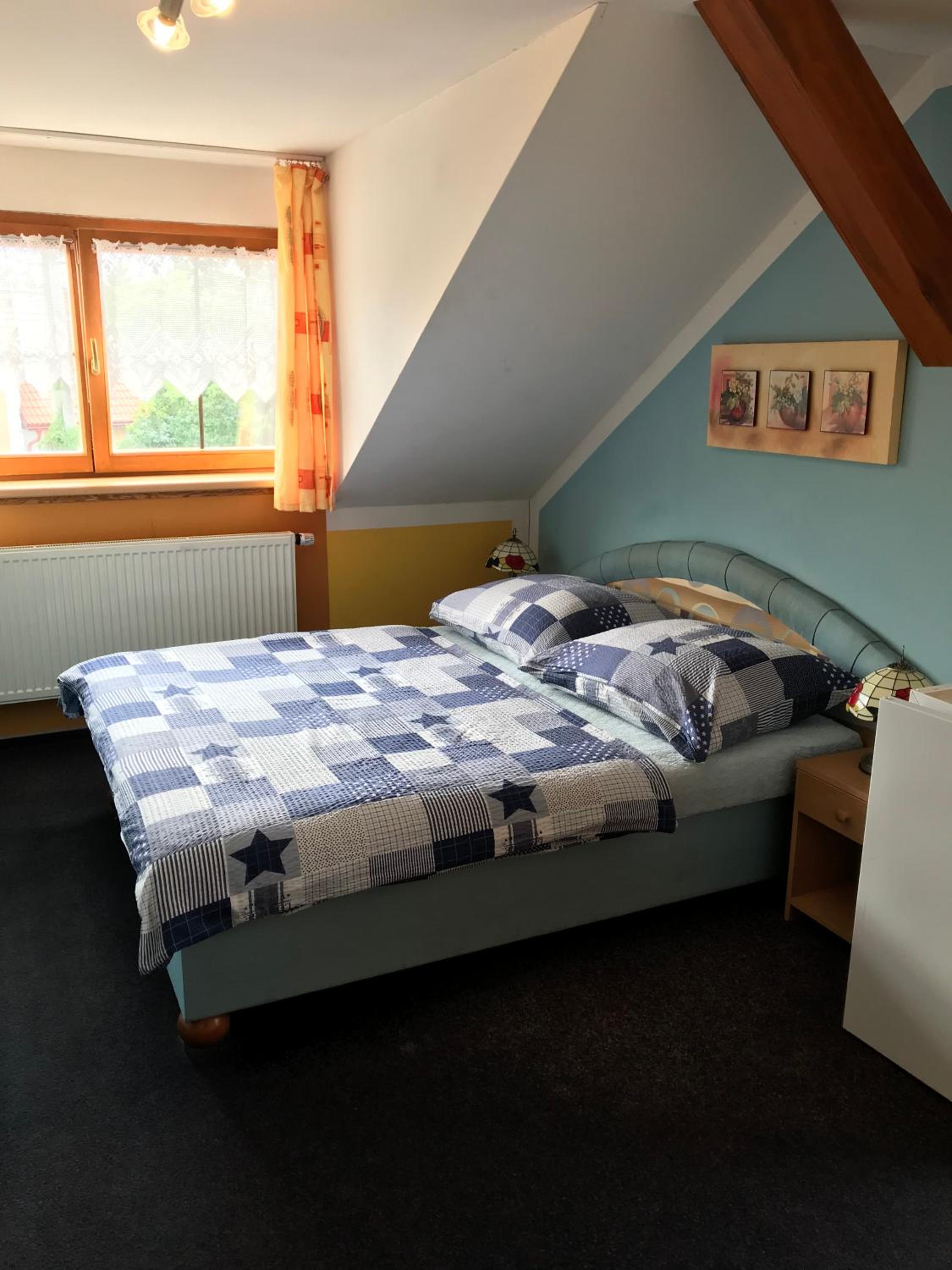 Double Room with Balcony - Photo 8