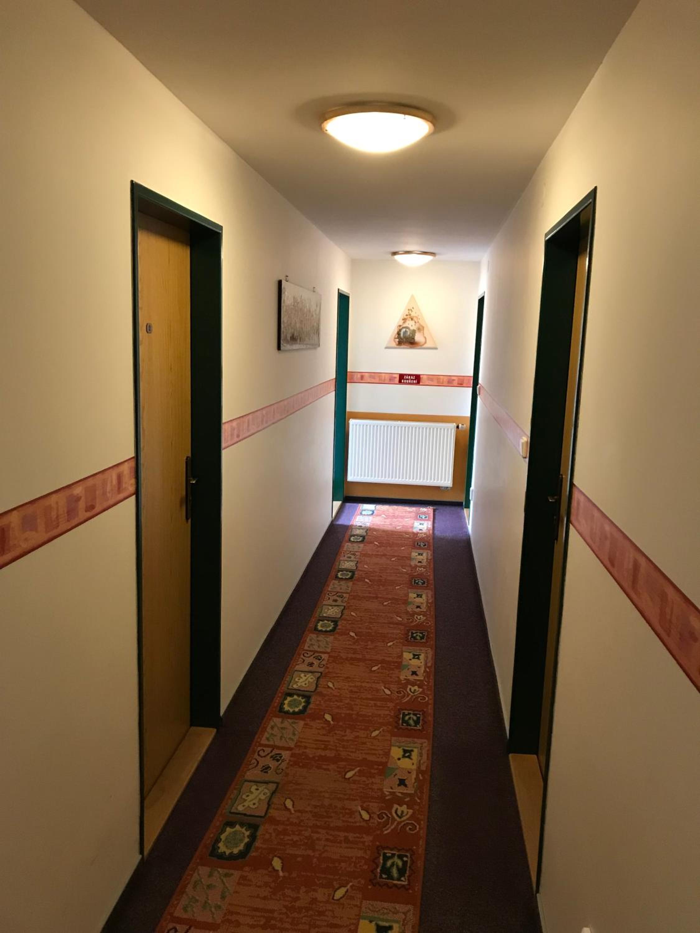 Double Room with Balcony - Photo 21