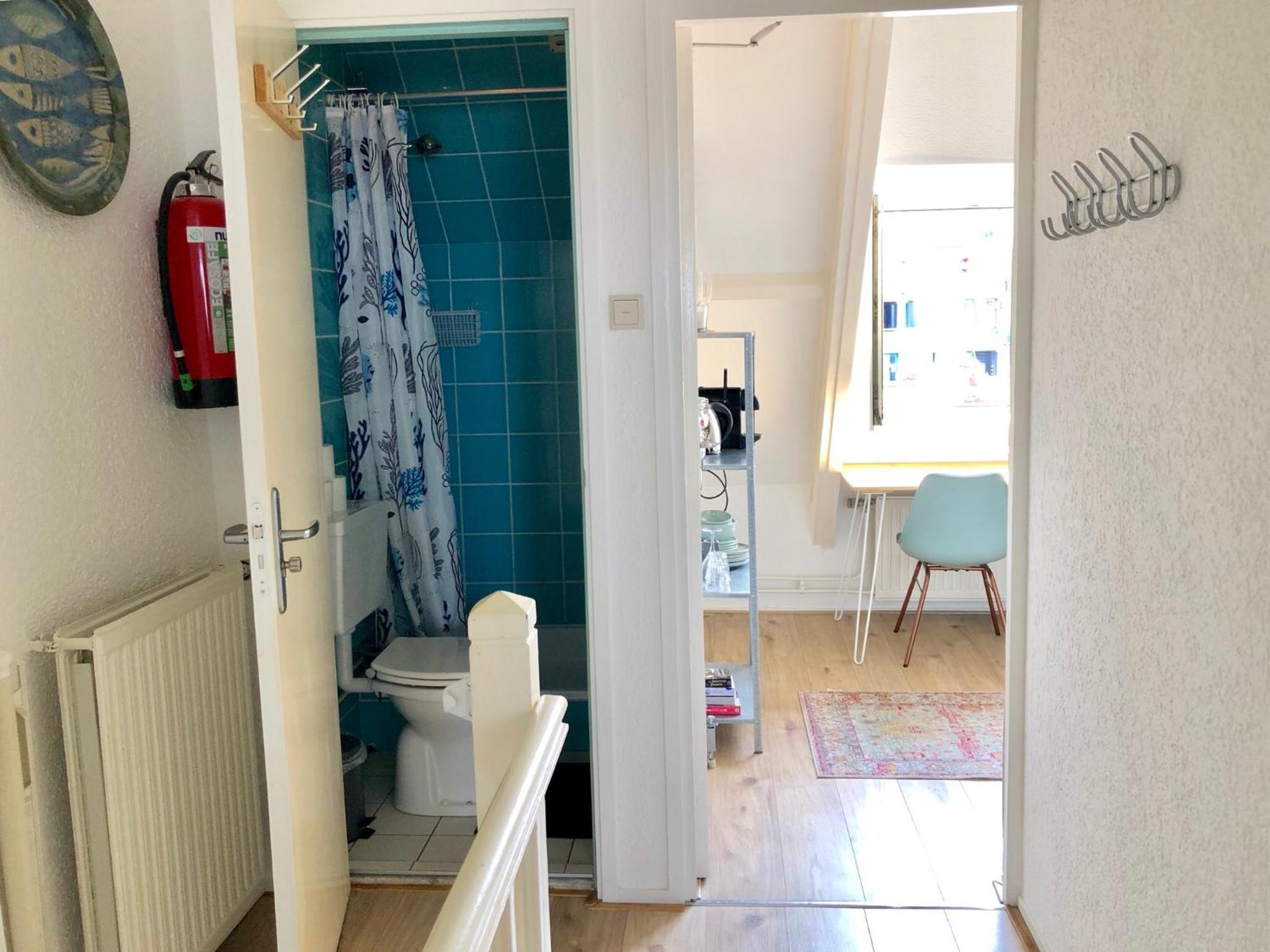 Single Room with Private External Bathroom