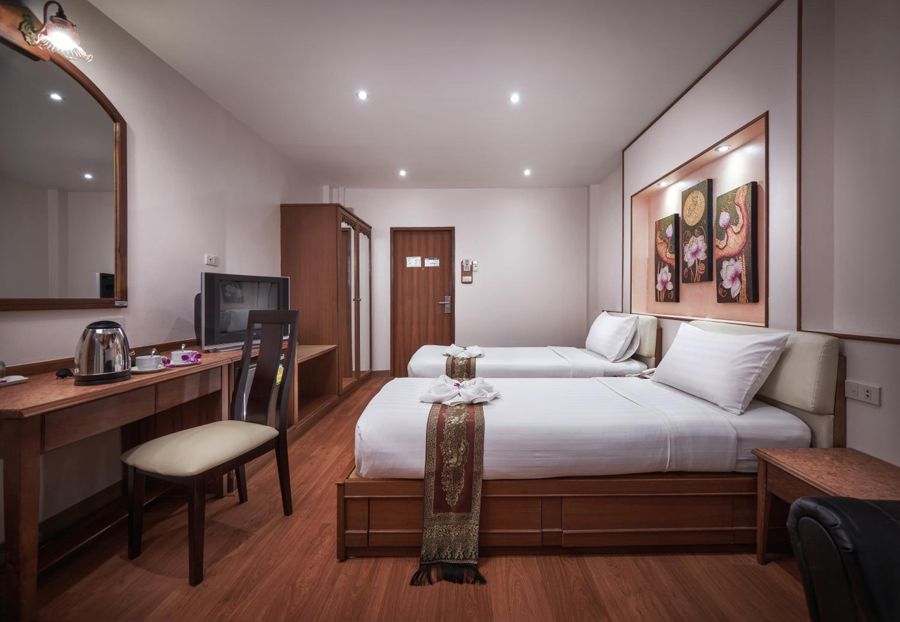 Standard Twin Room photo 3