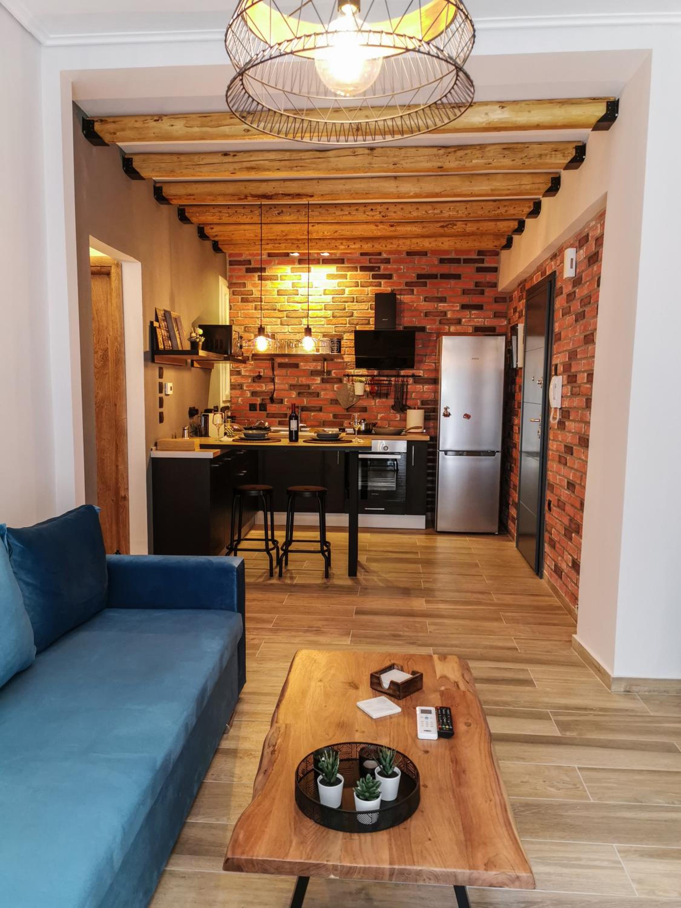 One-Bedroom Apartment - Photo 25
