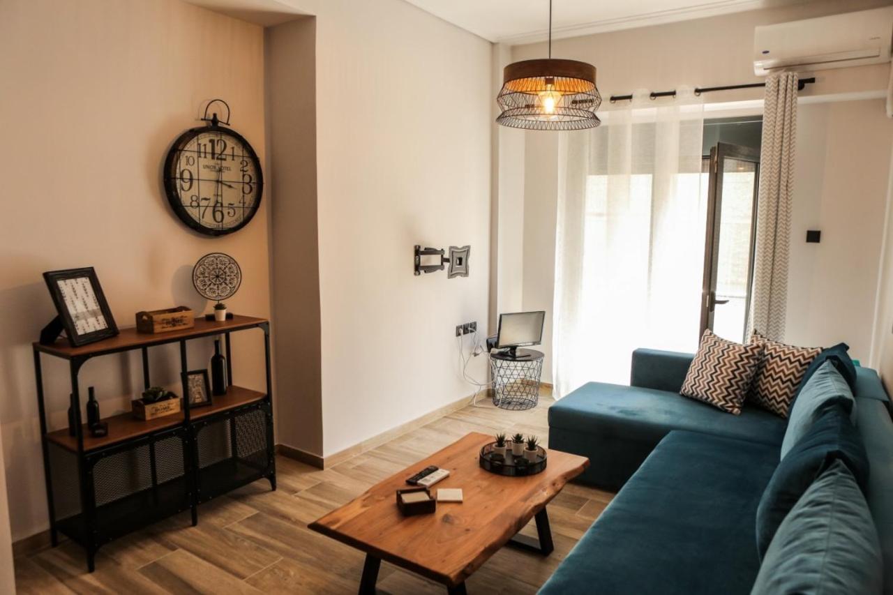 One-Bedroom Apartment - Photo 3
