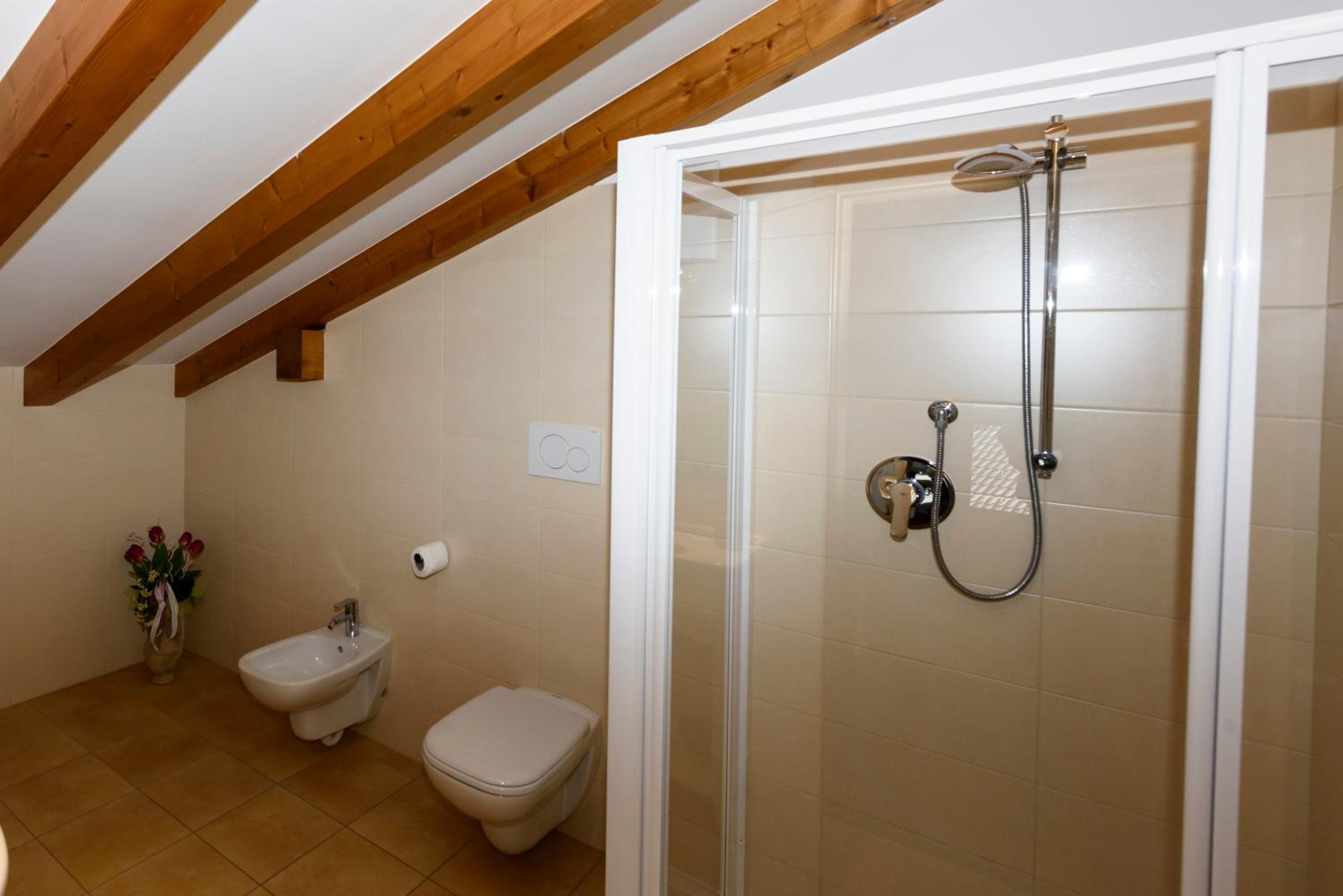 Double or Twin Room - Photo 1