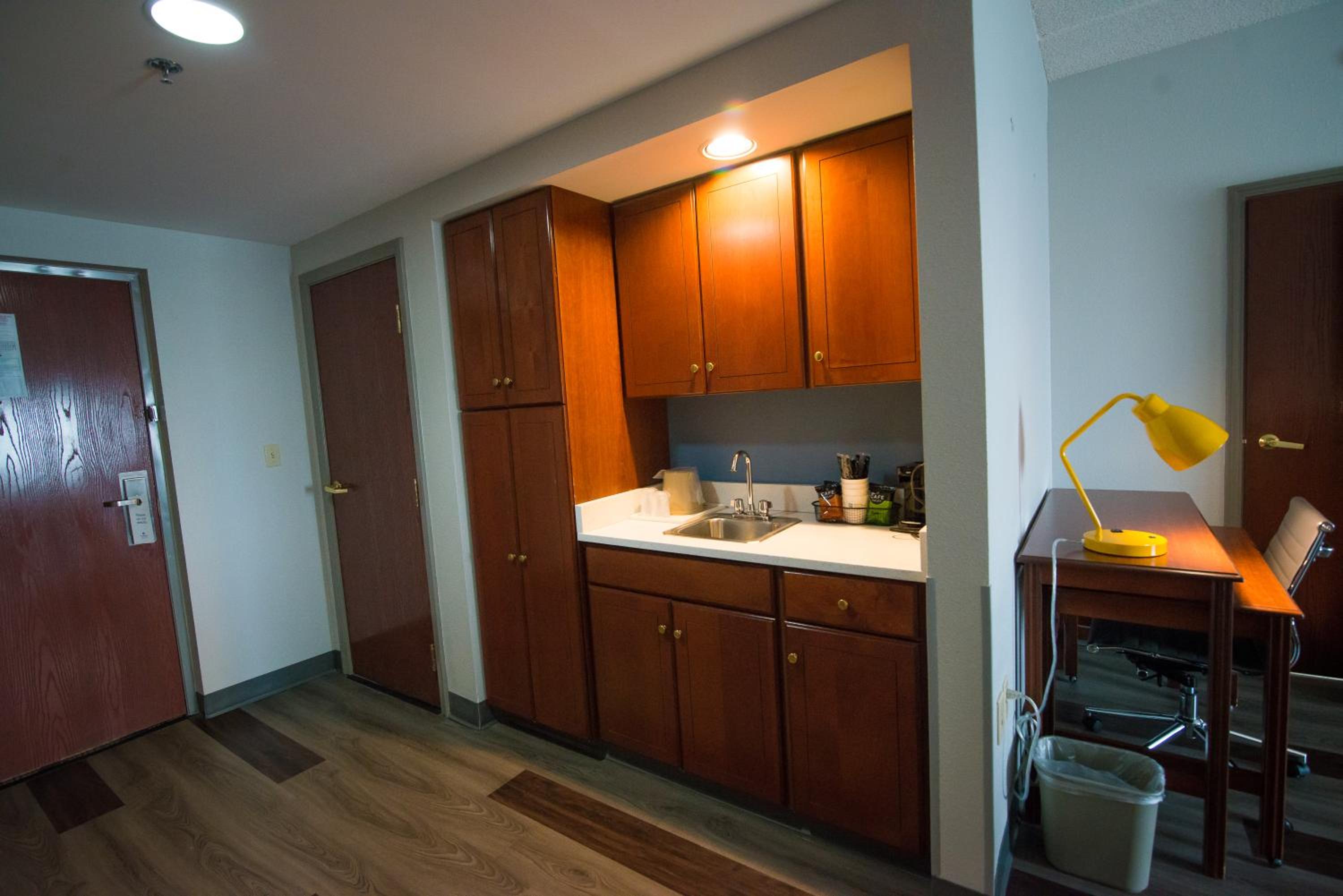 King Suite with Sofa Bed - Photo 9