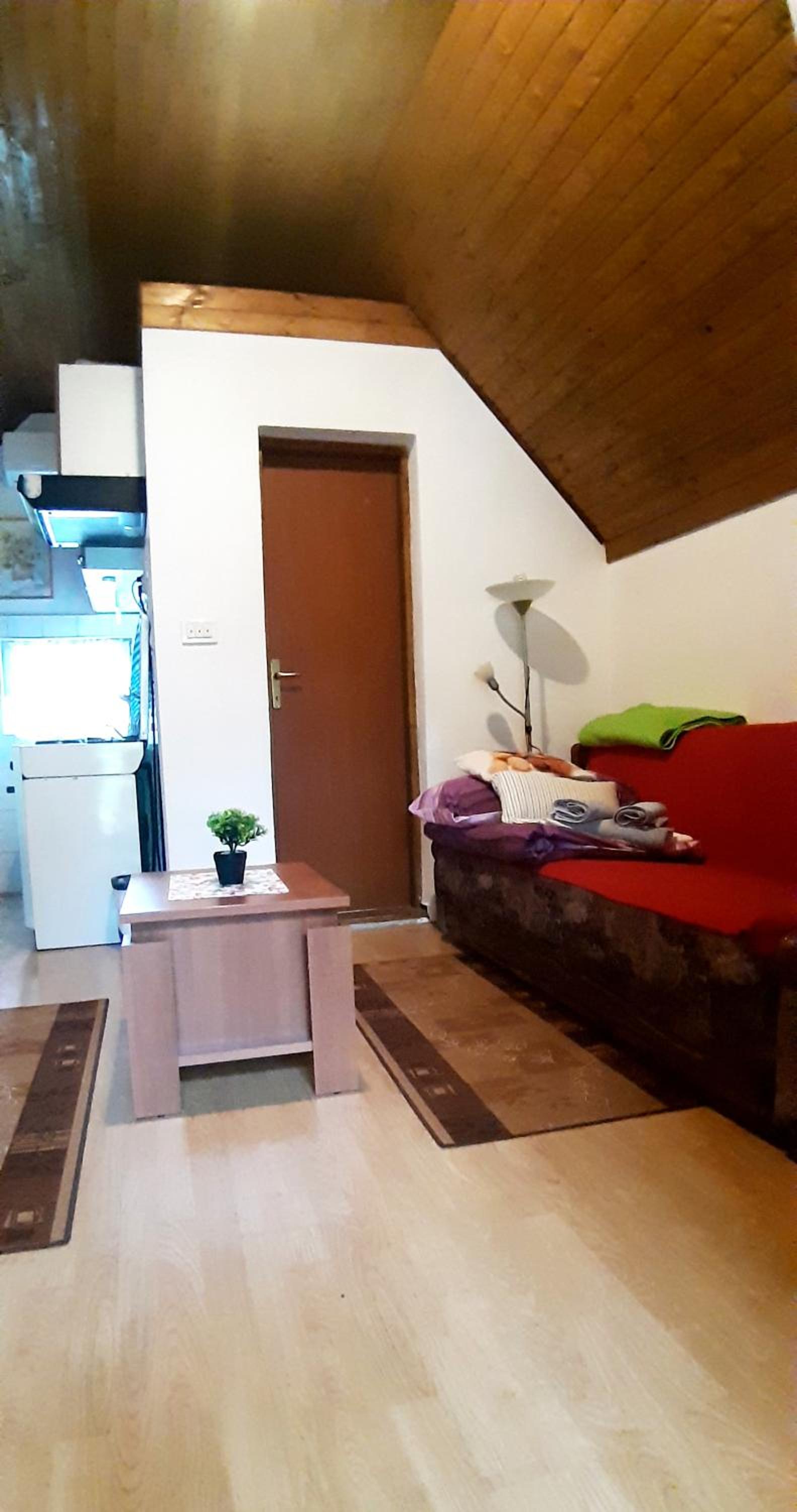 One-Bedroom Apartment - Photo 25