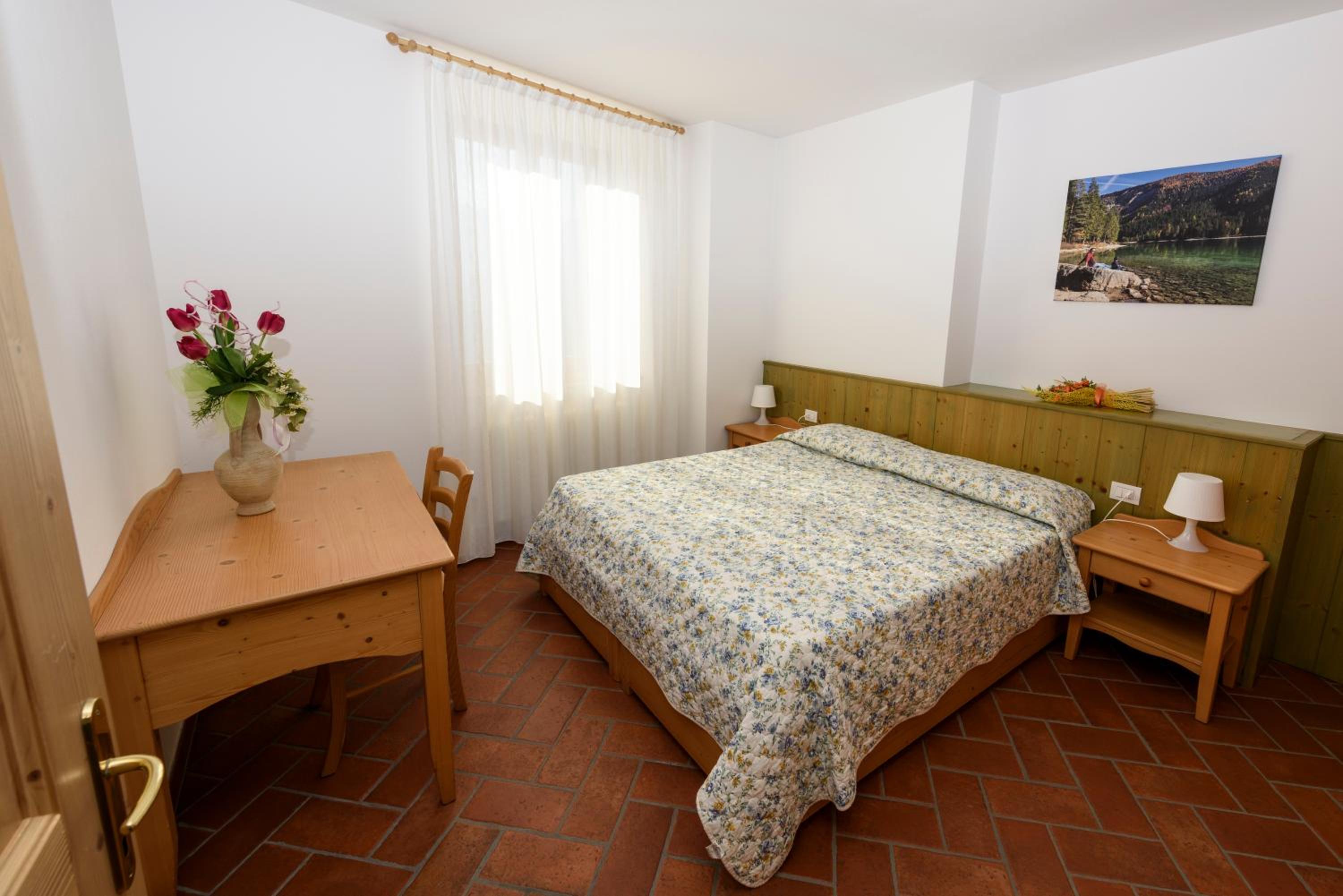 Superior Two-Bedroom Apartment - Photo 4