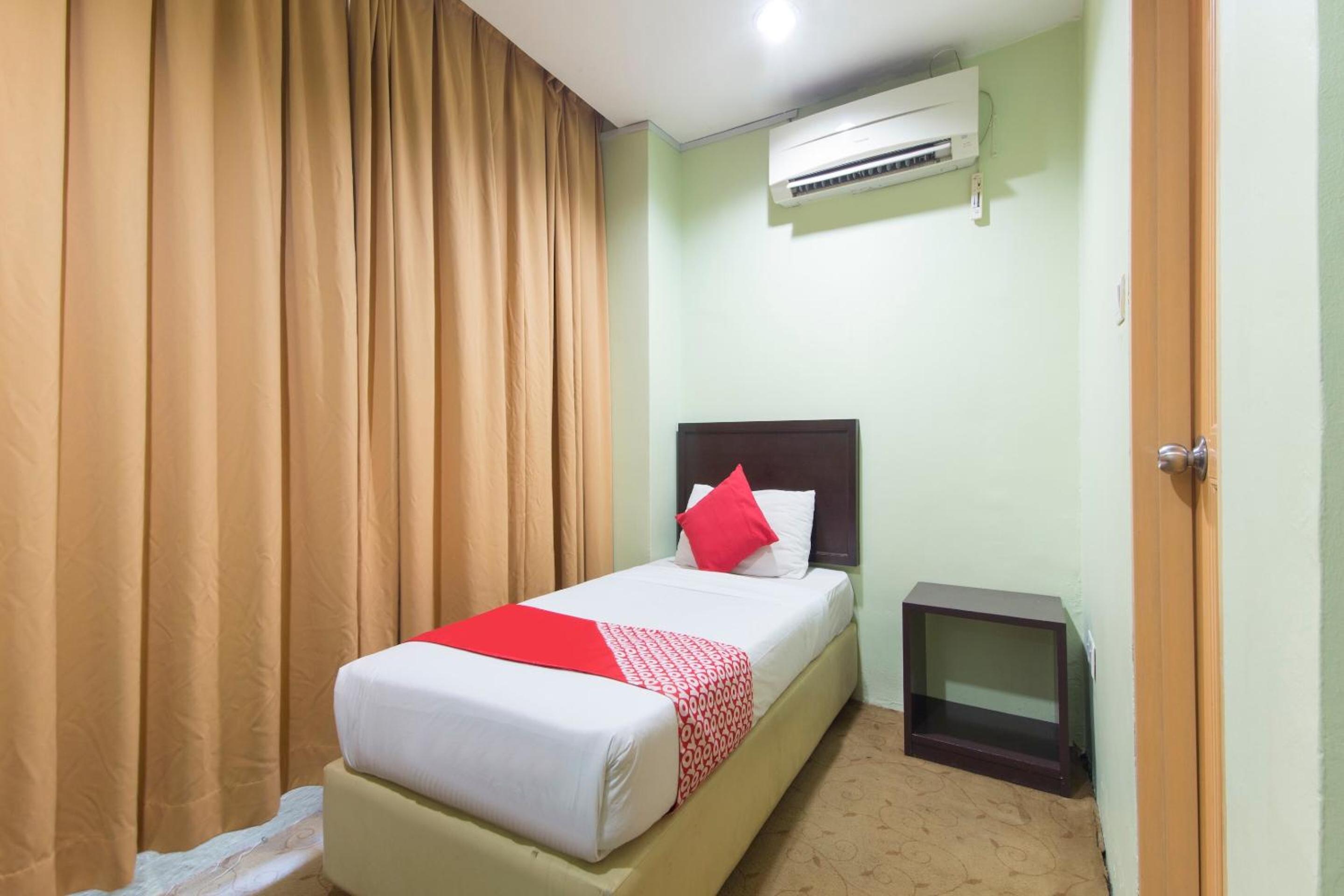Deluxe Single Room photo 3
