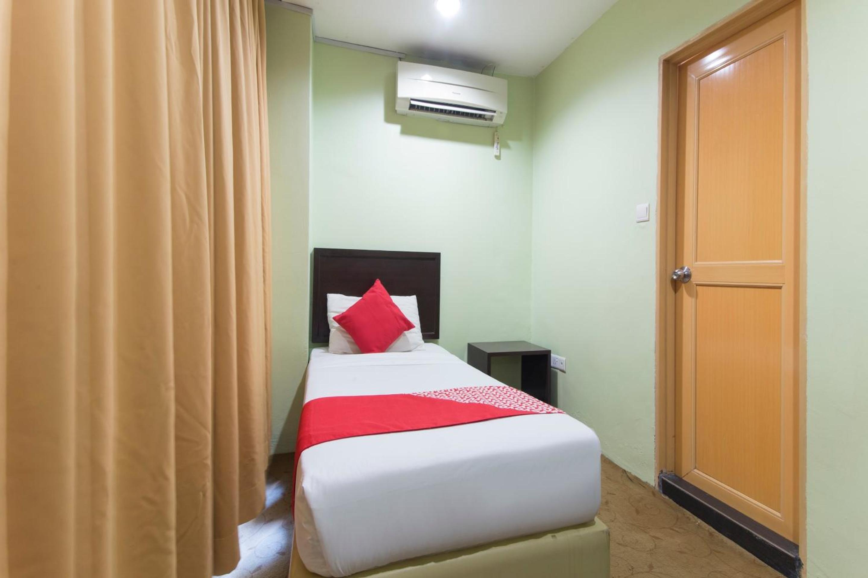Deluxe Single Room photo 2