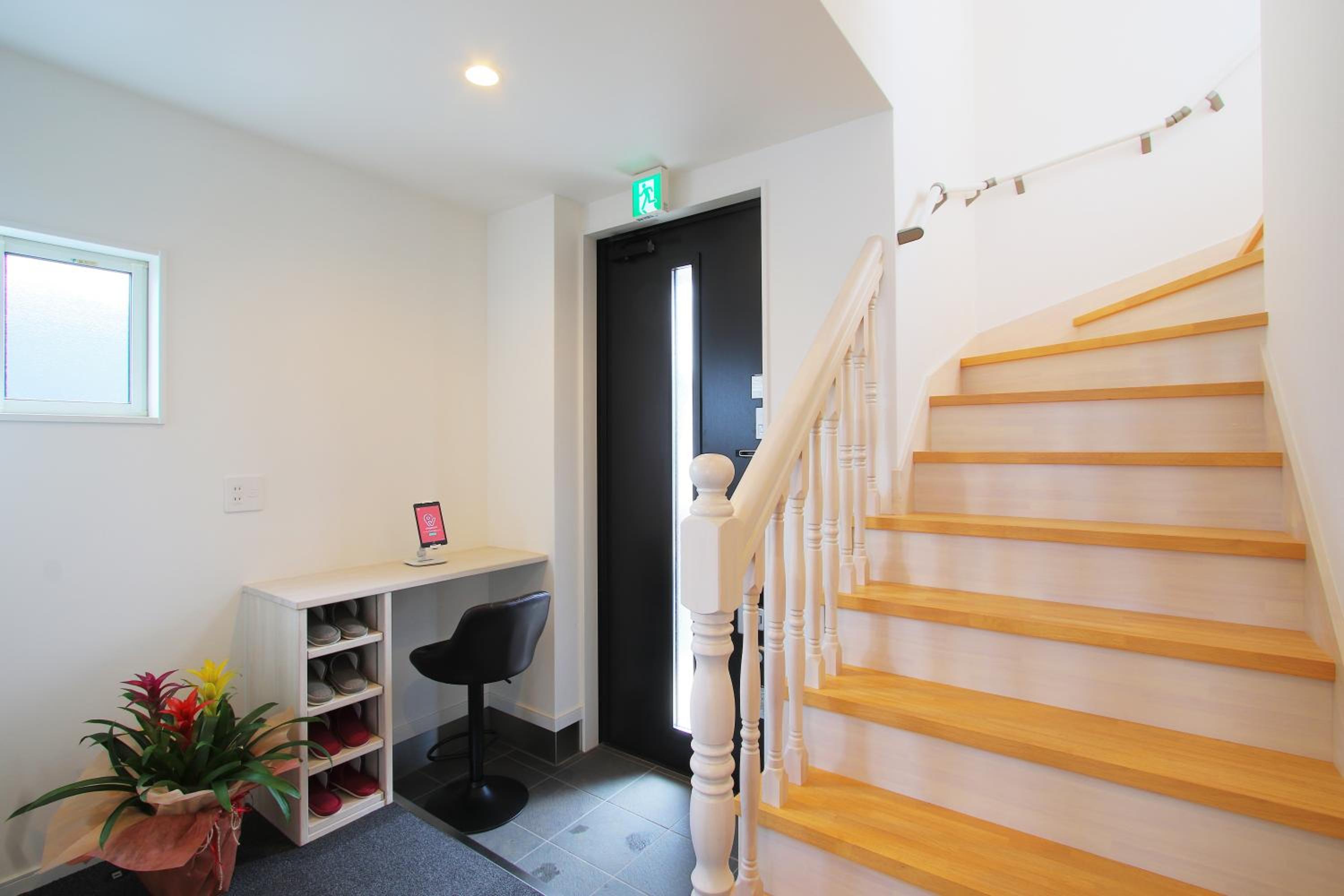 Three-Bedroom House - Photo 10