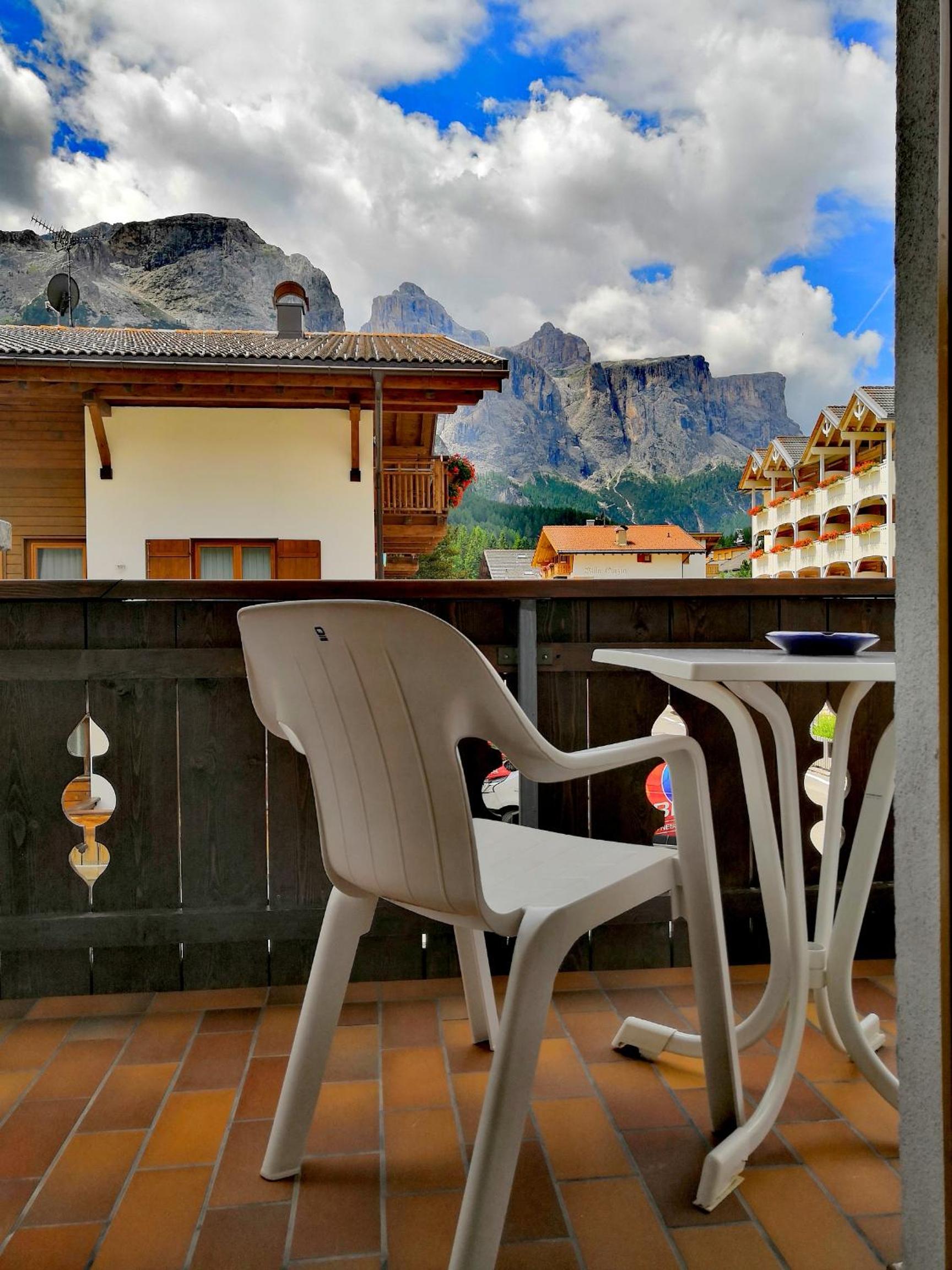 Double Room with Balcony - Photo 5