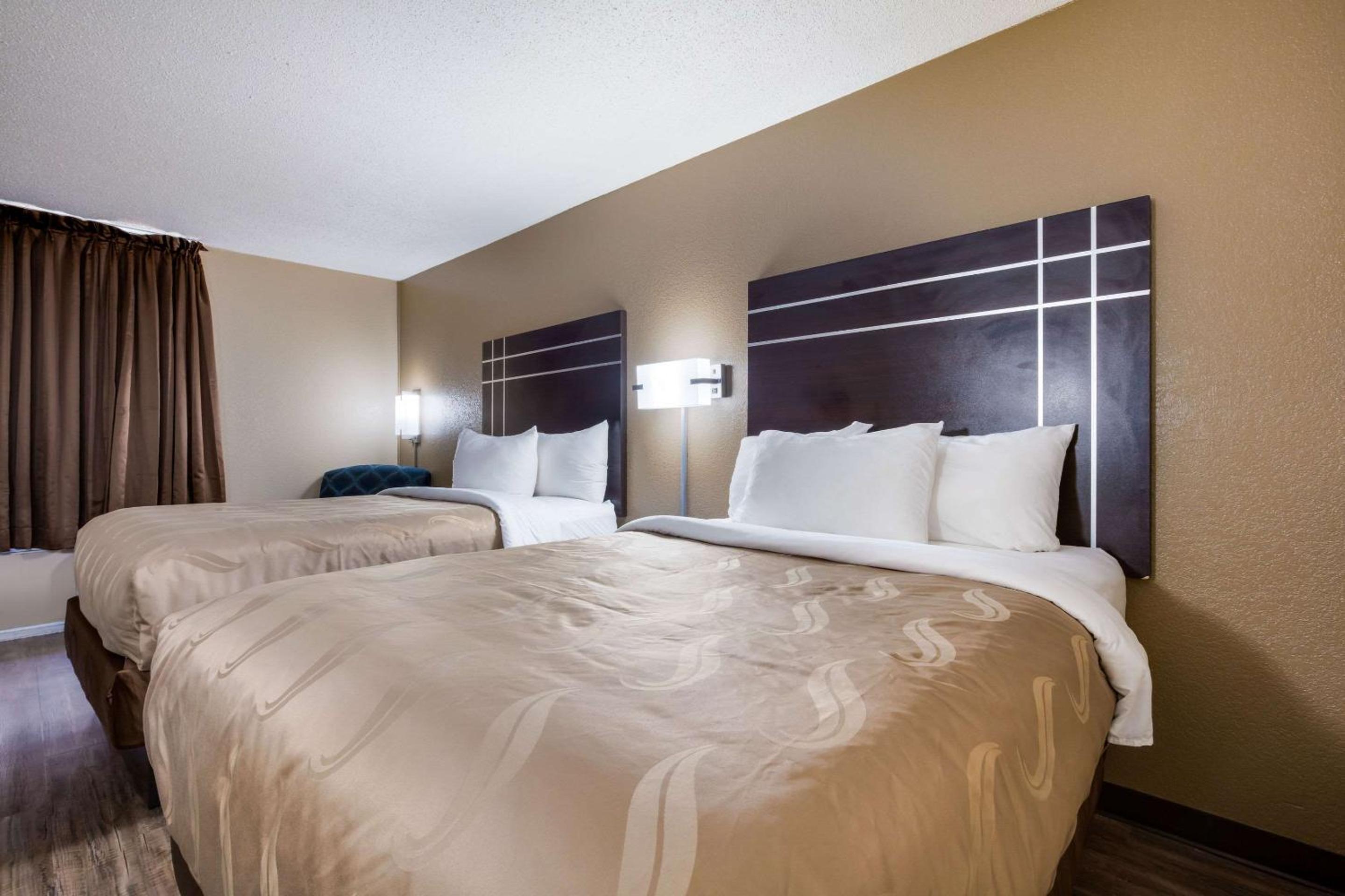 Double Room with Two Double Beds - Non-Smoking - Photo 1