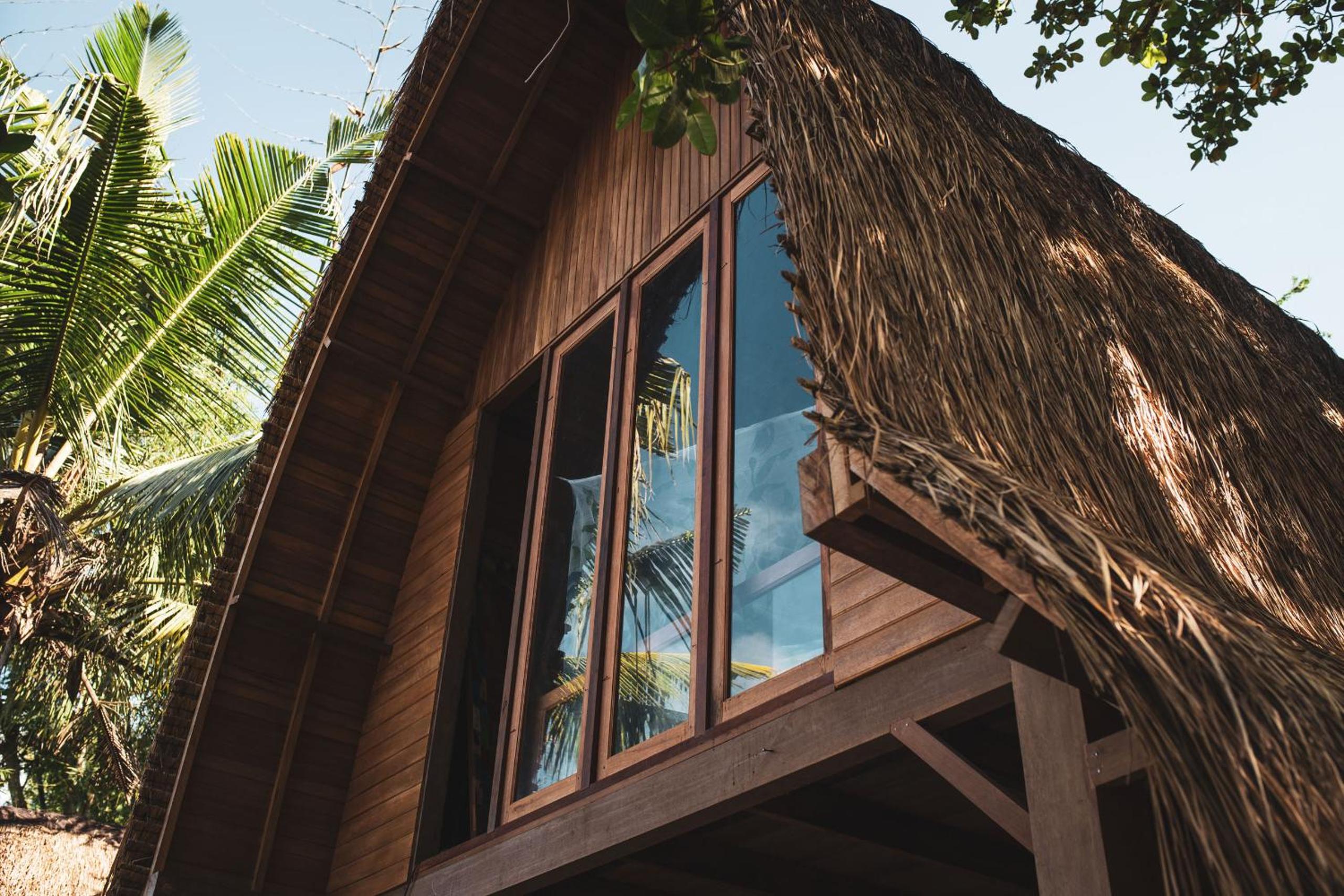 Deluxe Bungalow with Garden View - Photo 3