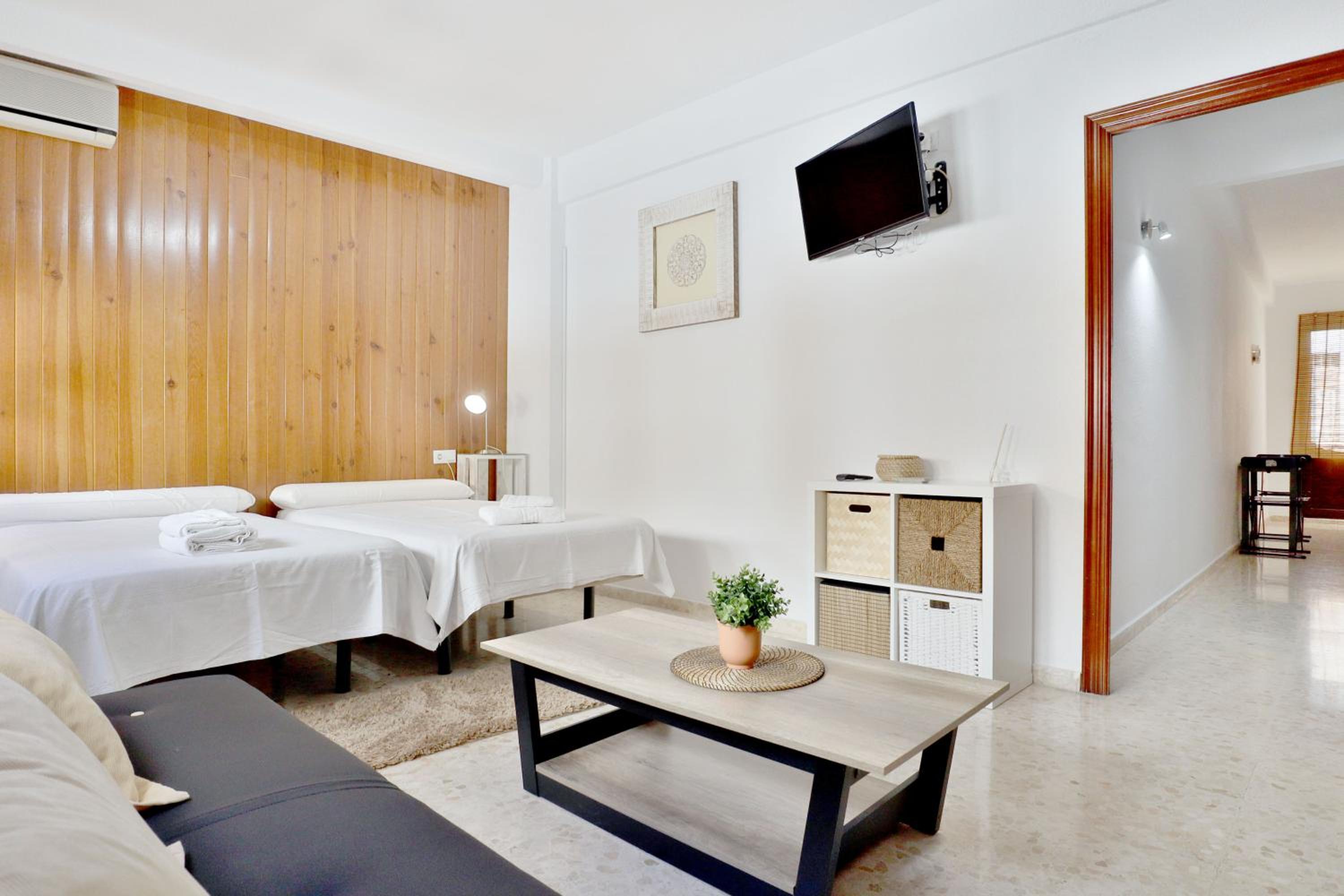 One-Bedroom Apartment - Photo 13