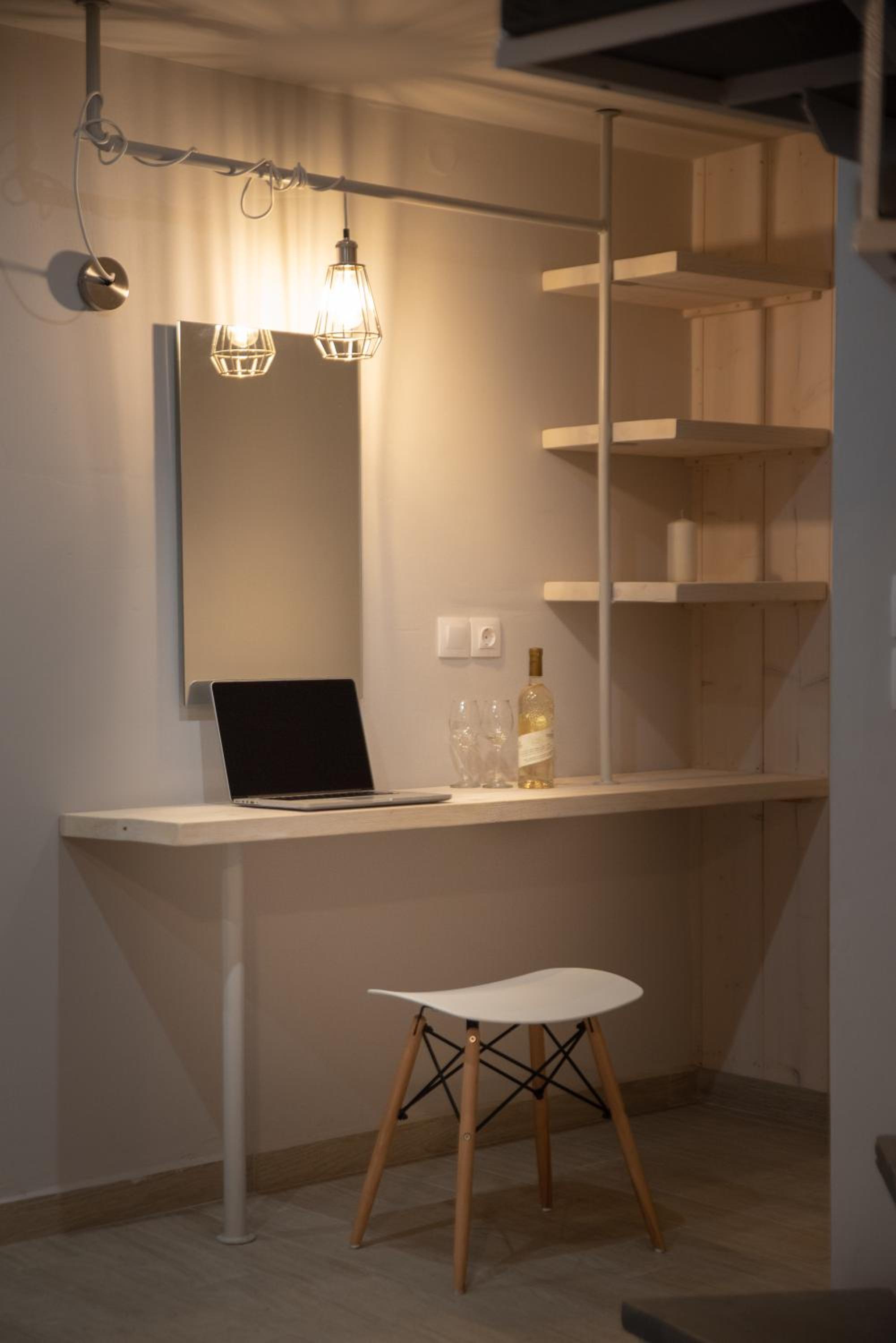 Duplex Suite - Photo 17