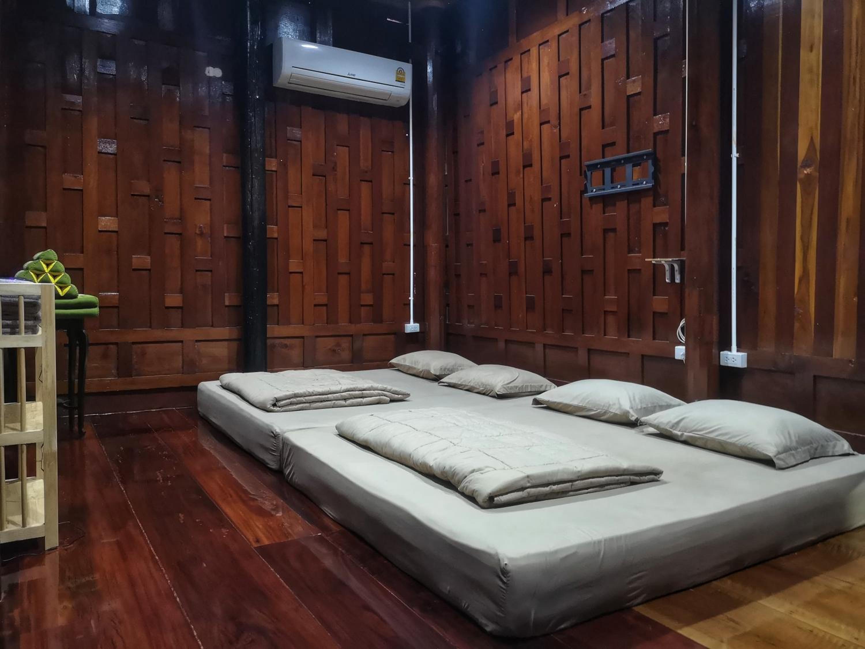 King Room with Two King Beds