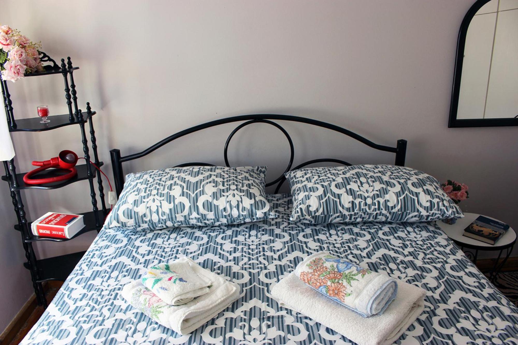 Three-Bedroom Apartment - Photo 3