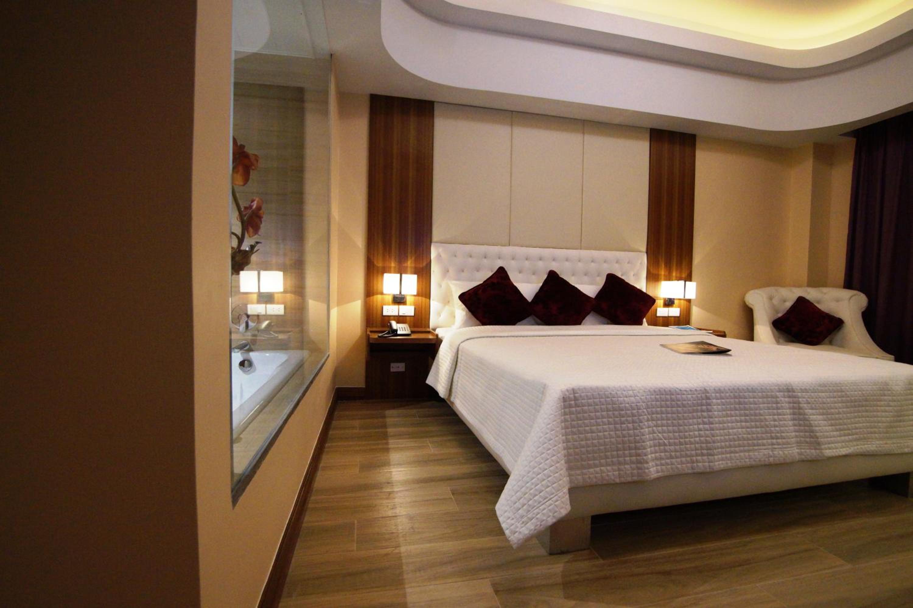 Executive Plus Room - Photo 9