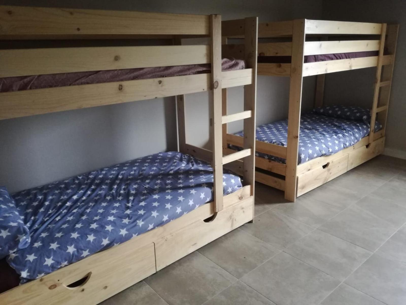 Cama en Habitación Compartida Mixta de 8 Camas