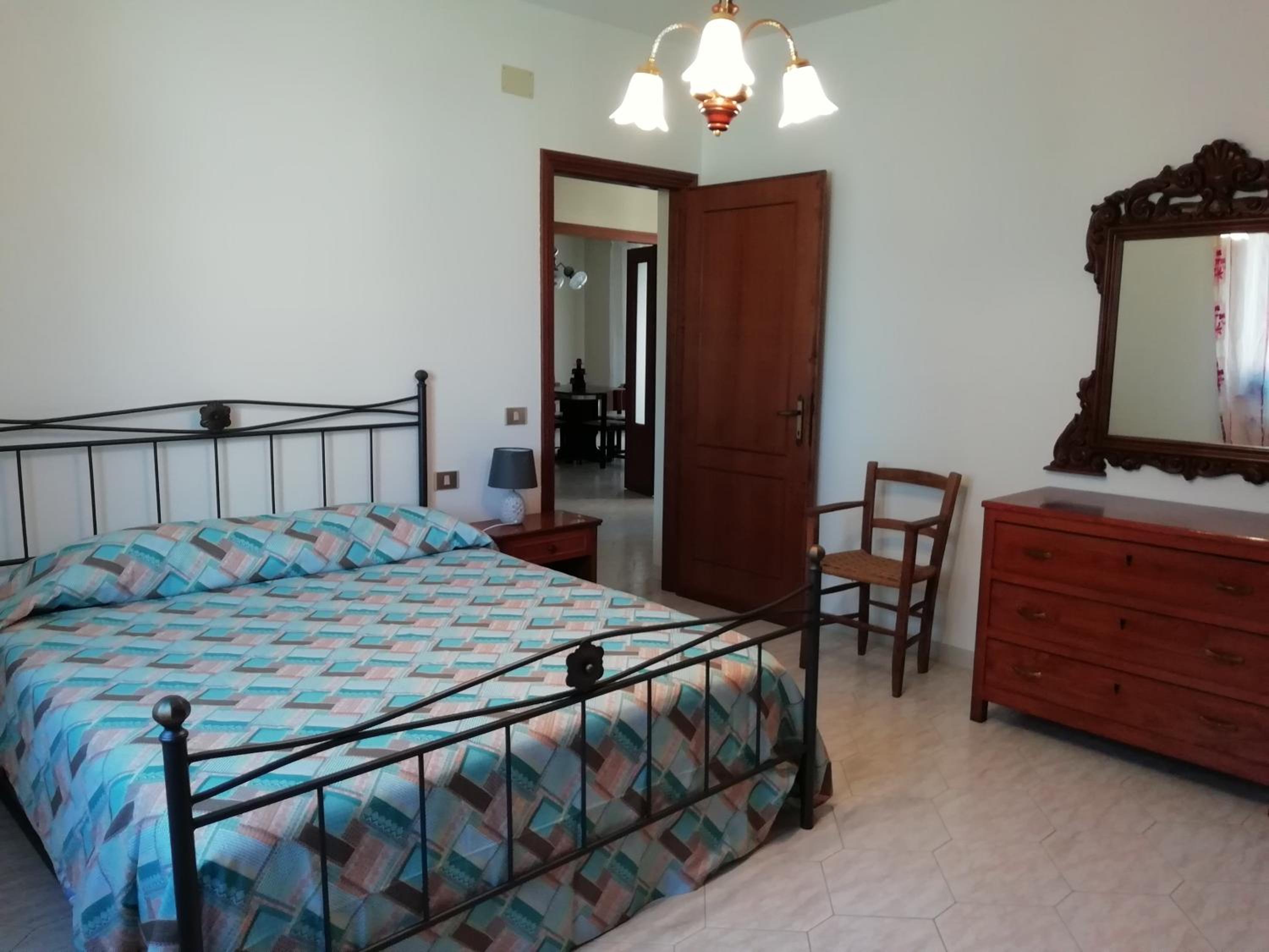 Double Room - Photo 5