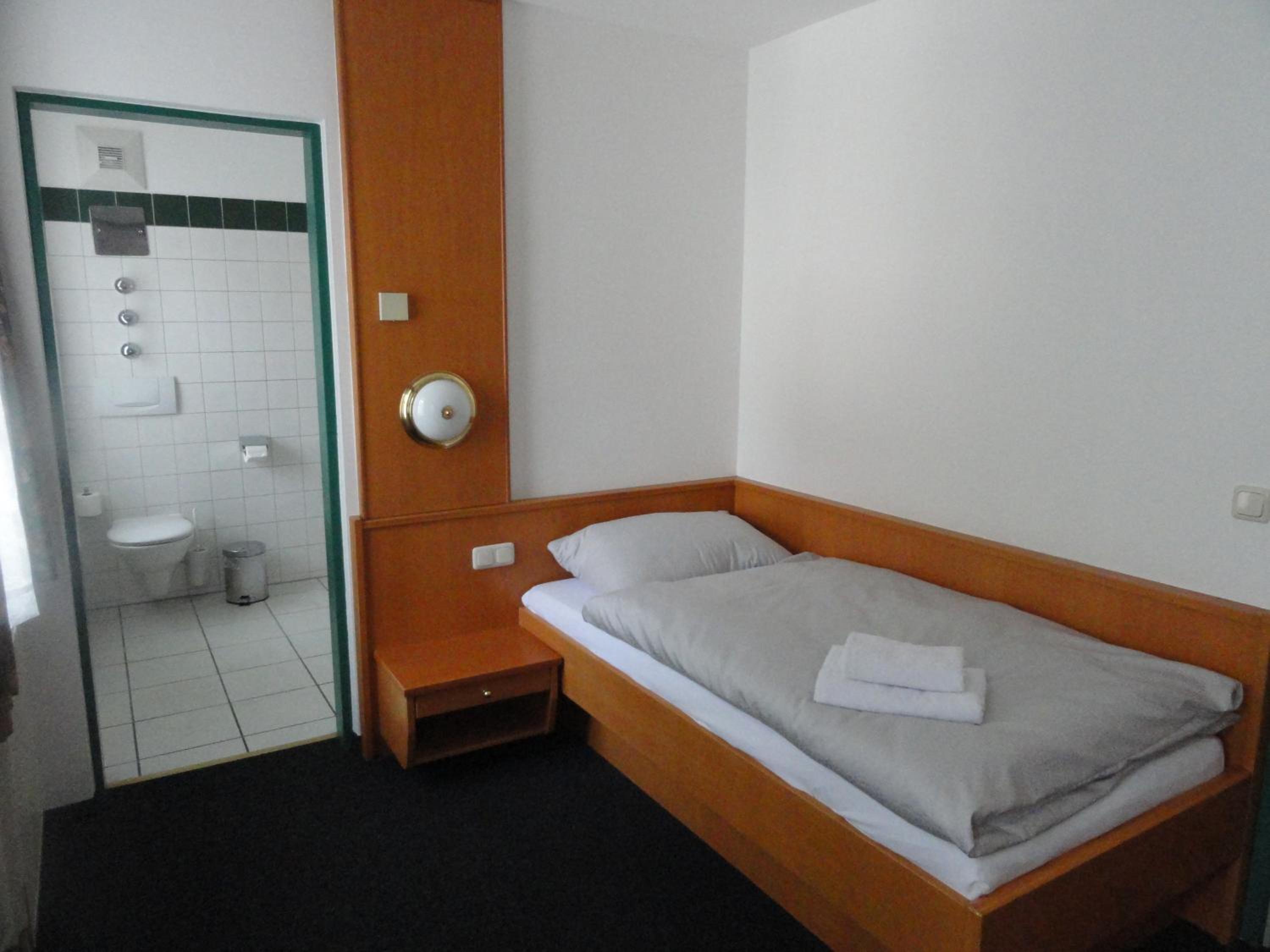 Single Room photo 1