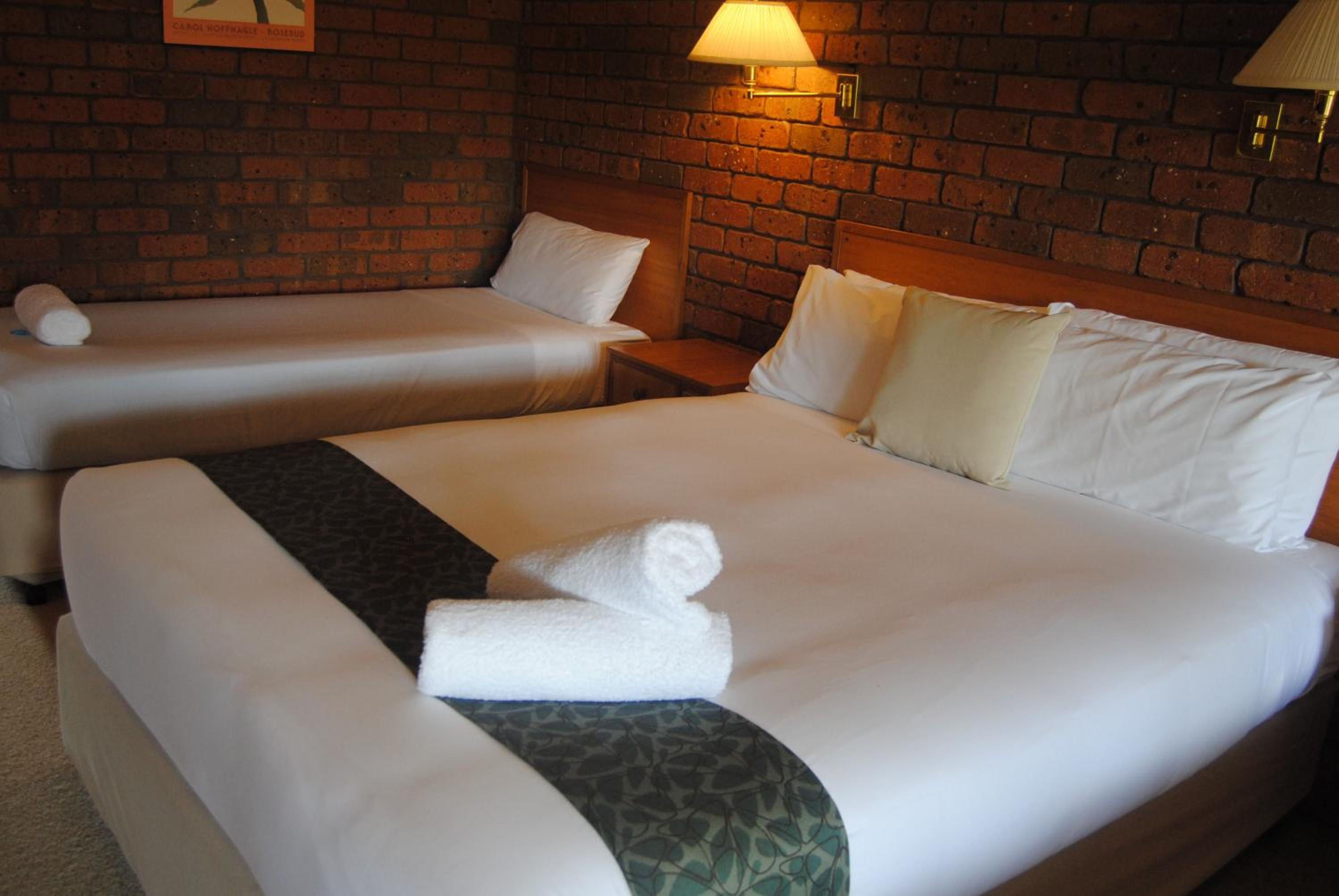 Standard Triple Room - Photo 6