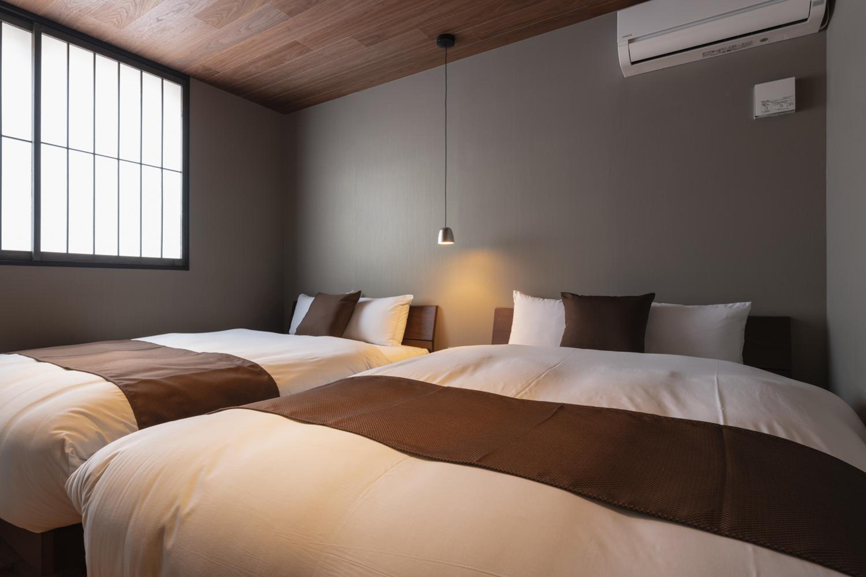 Economy Triple Room - Photo 2