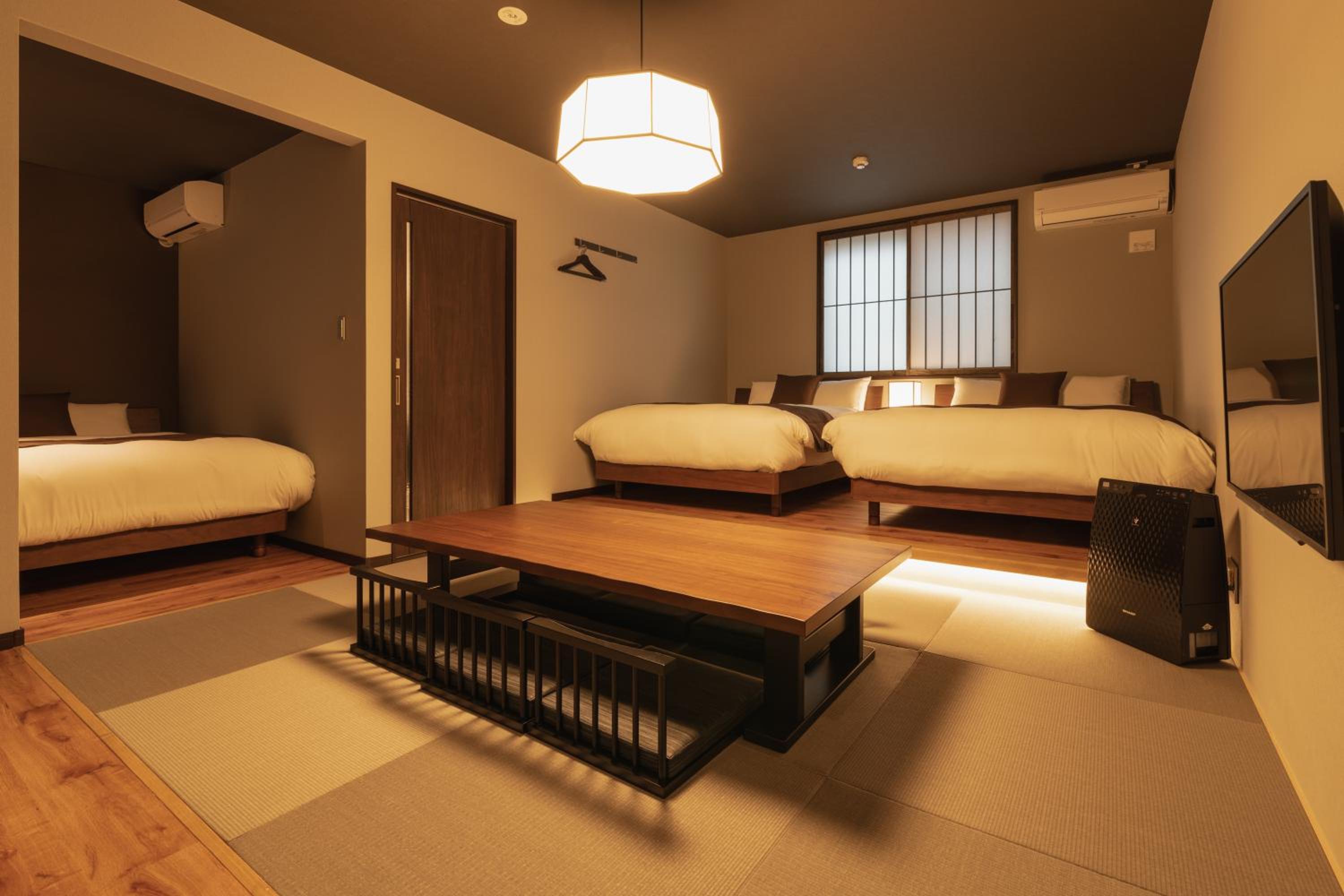 Standard Family Room - Photo 7