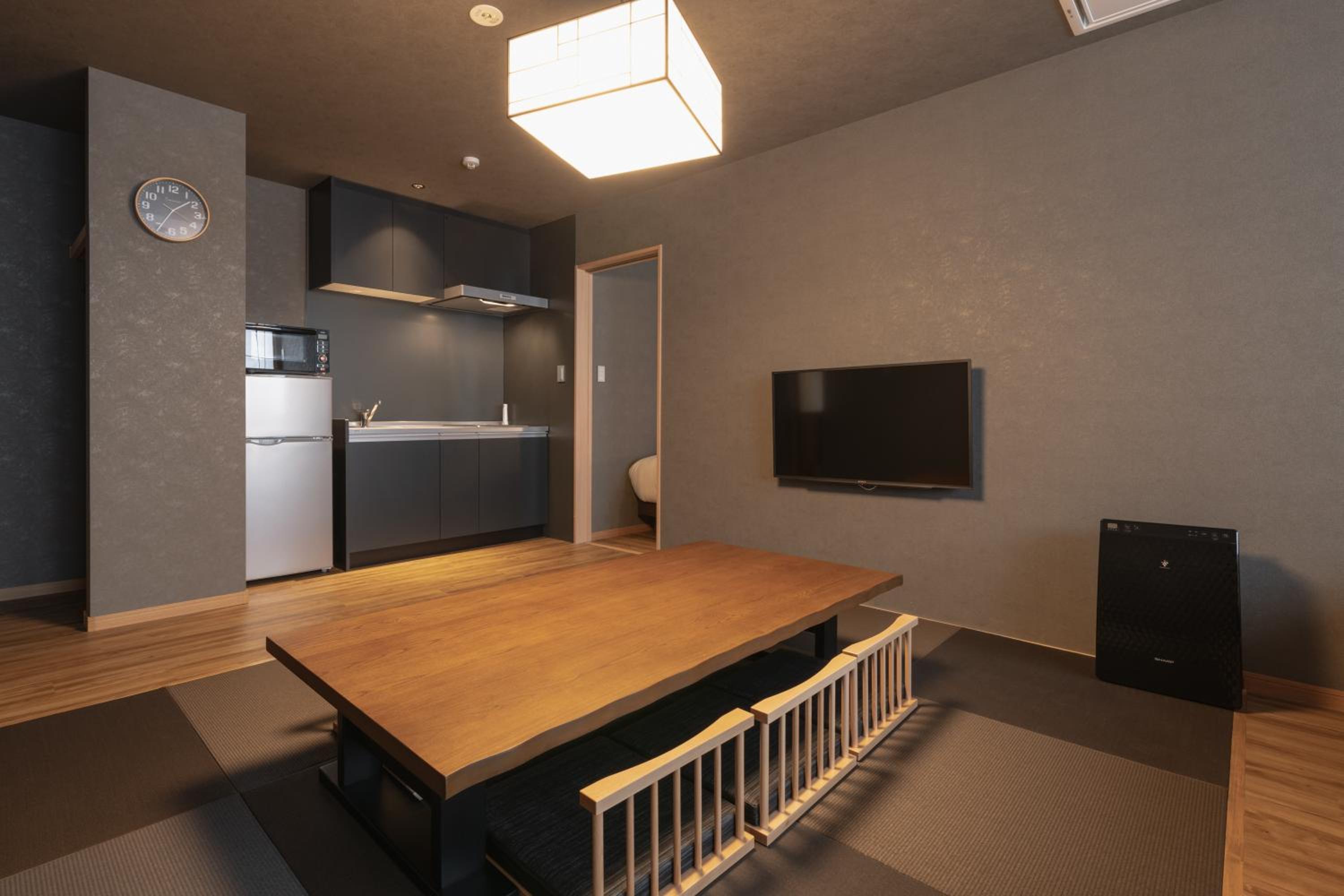 Deluxe Family Room - Photo 3