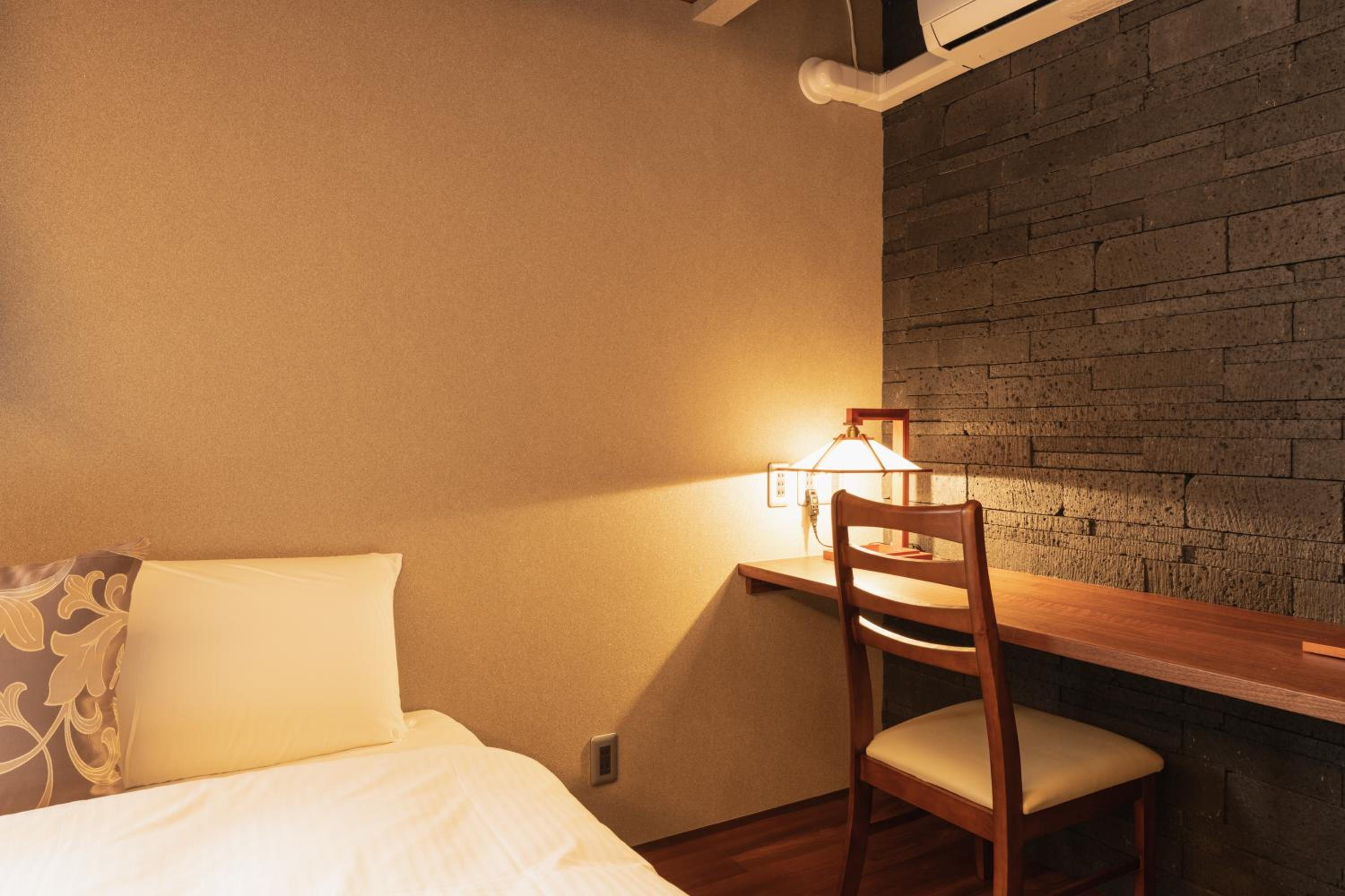 Classic Quadruple Room - Photo 3