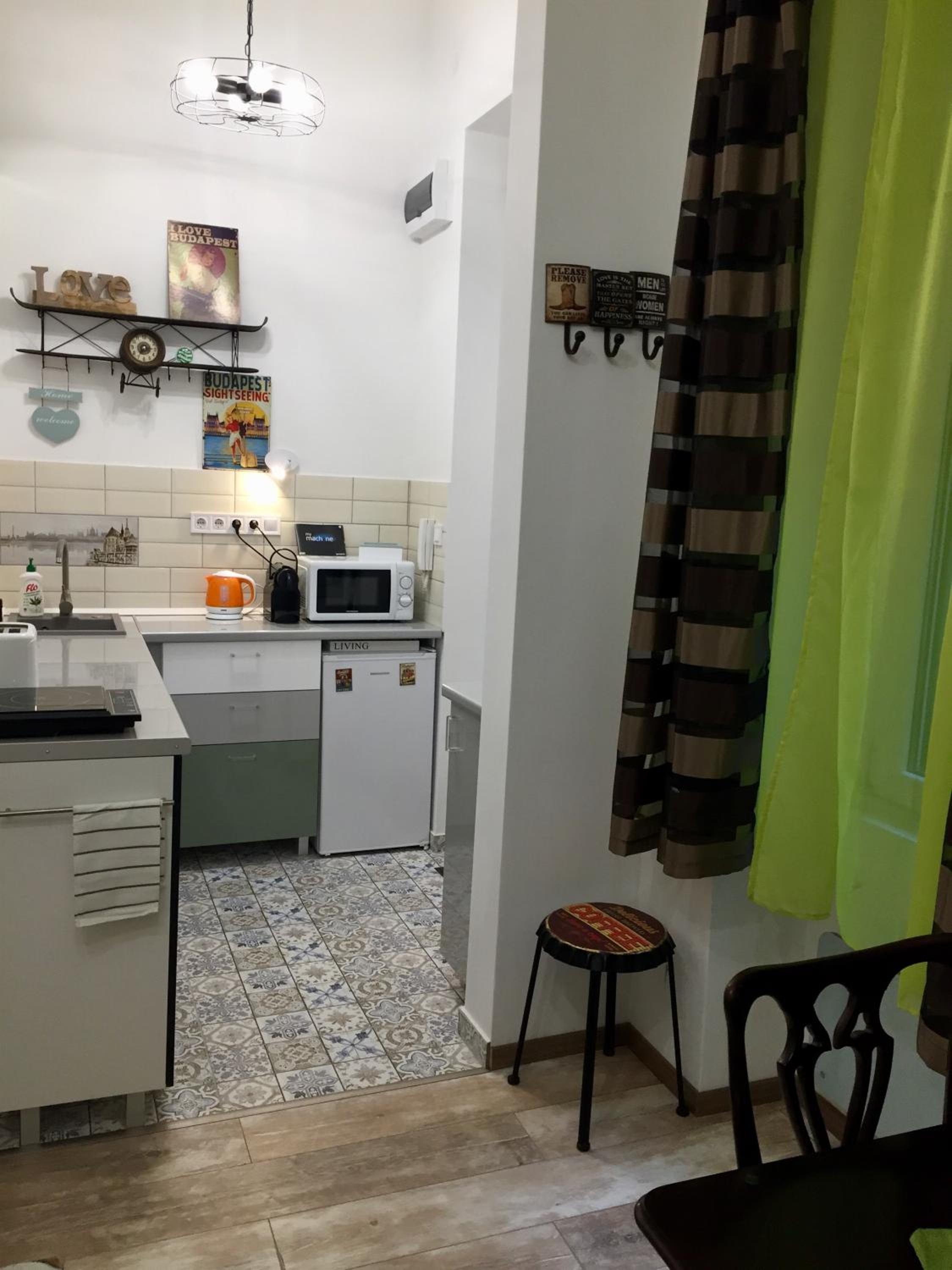 One-Bedroom Apartment - Photo 70