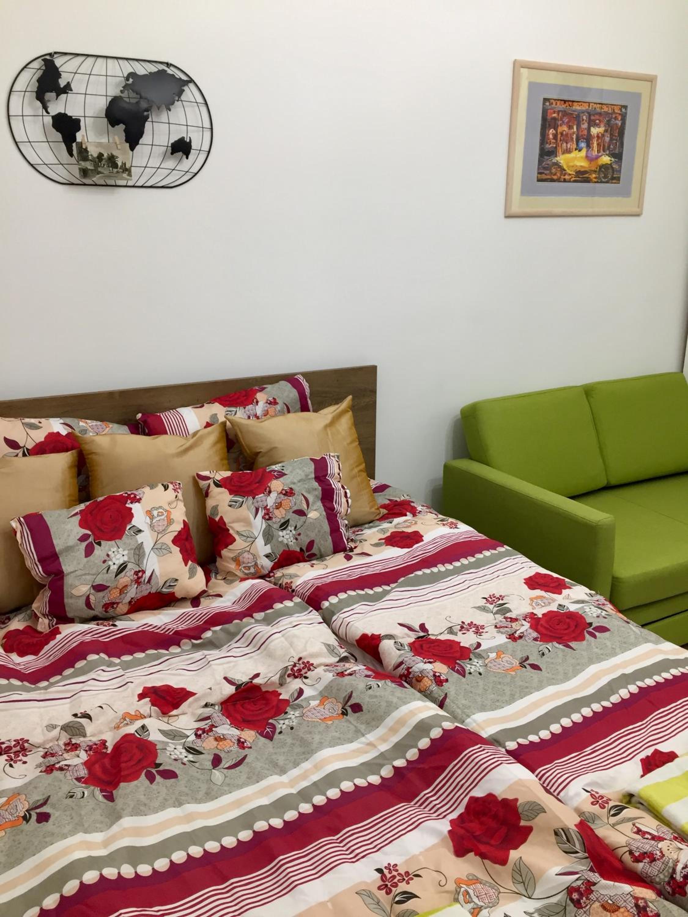 One-Bedroom Apartment - Photo 13