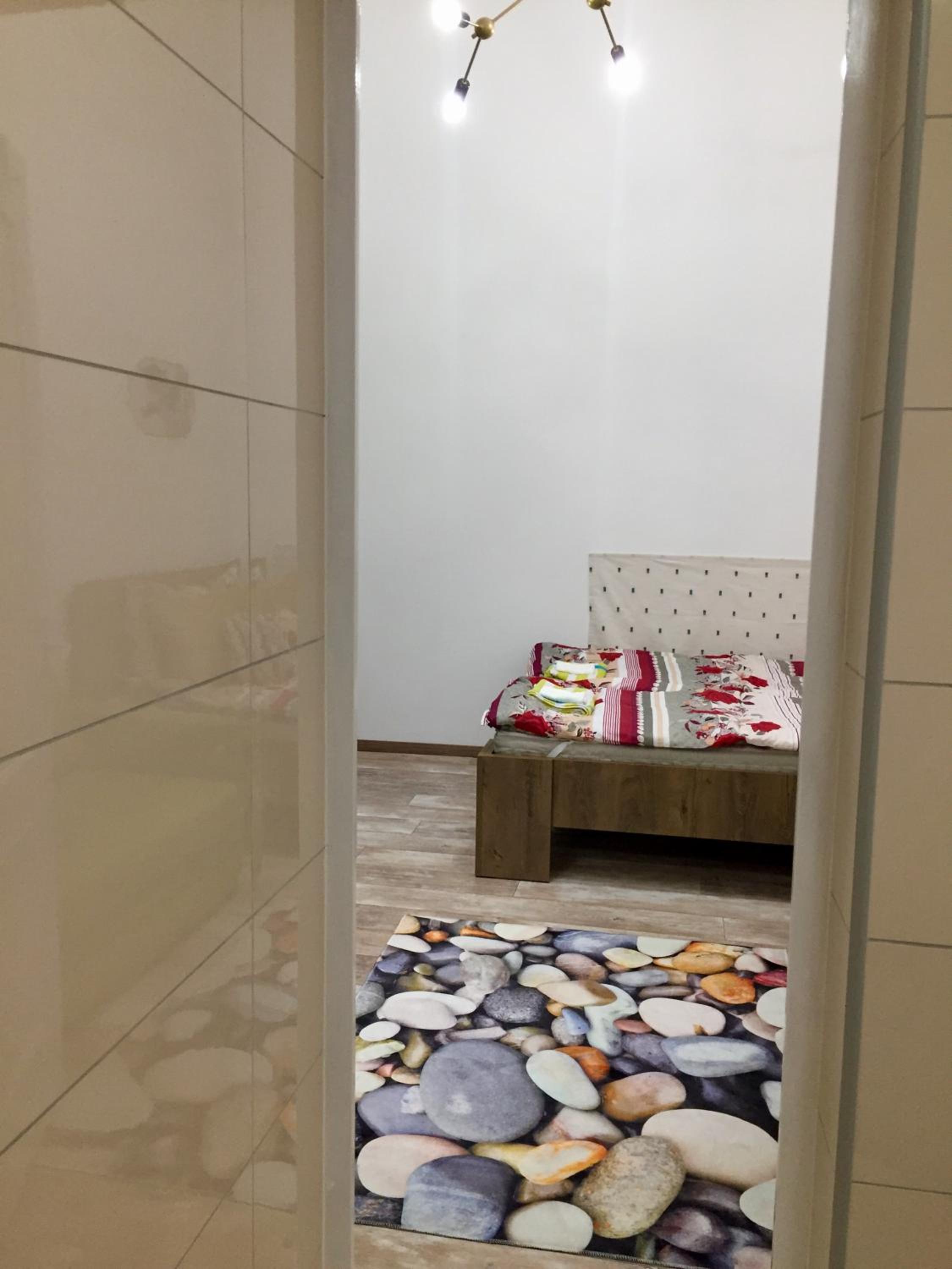 One-Bedroom Apartment - Photo 4