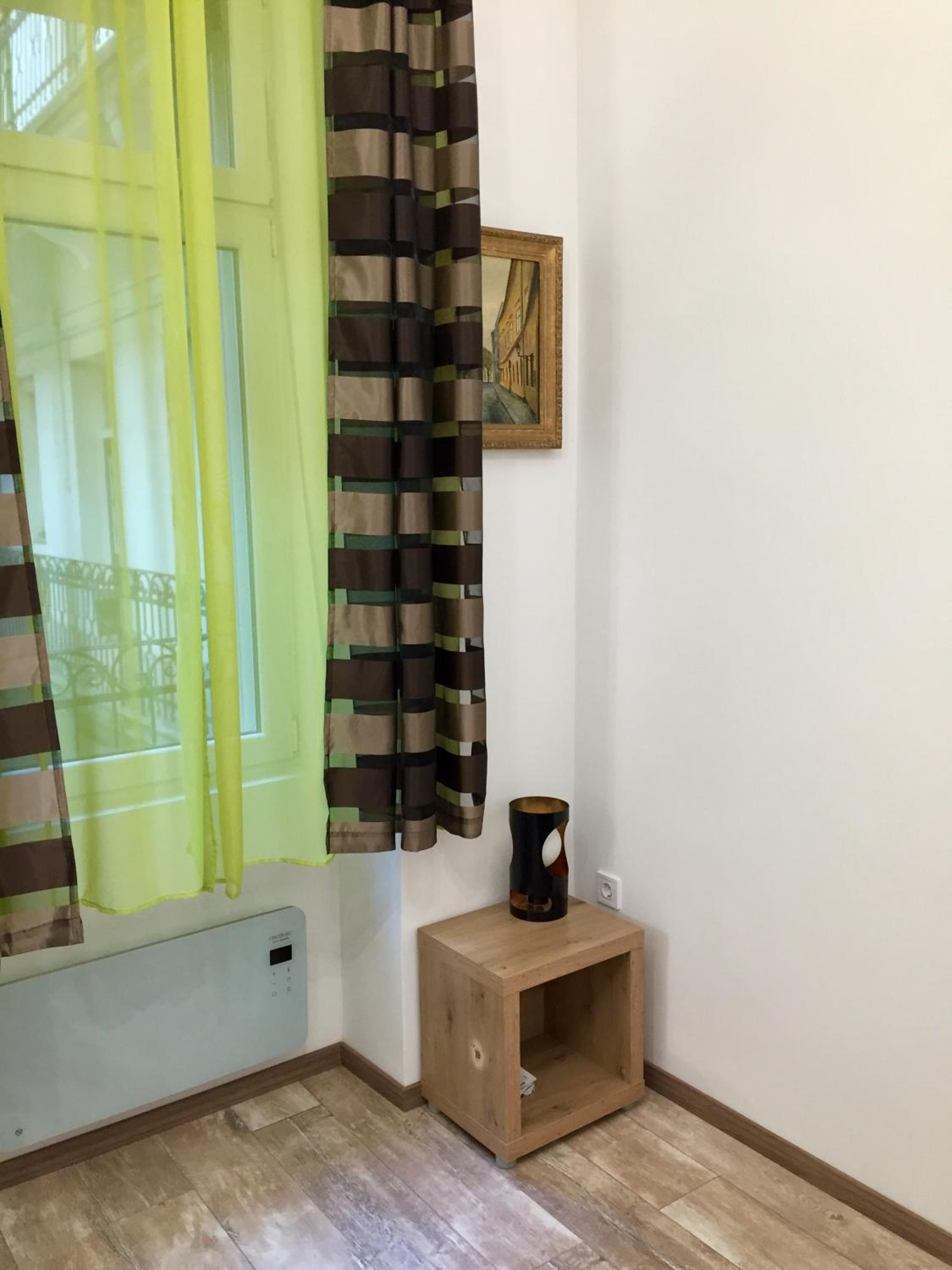 One-Bedroom Apartment - Photo 60