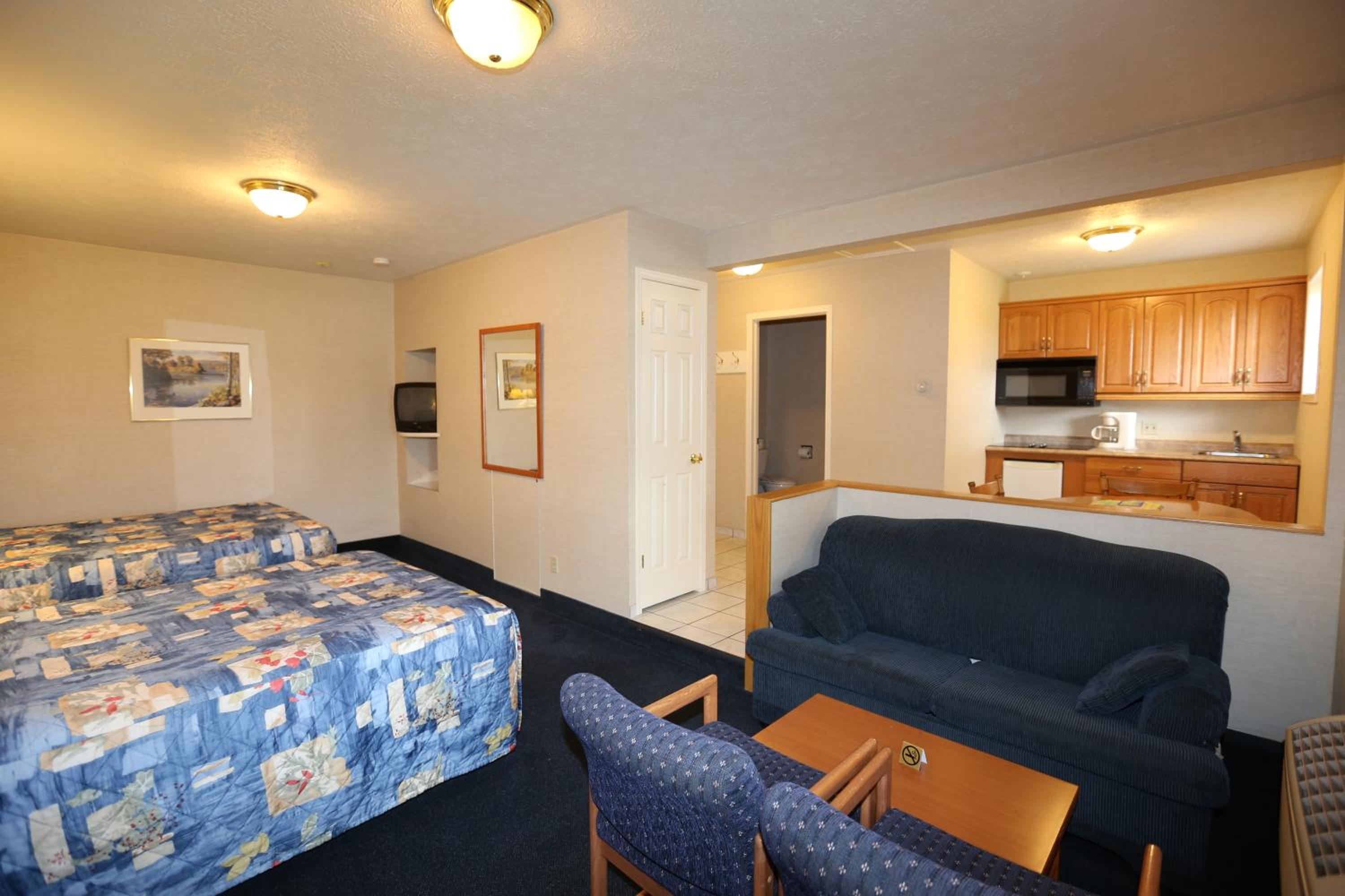 Apartment - Photo 2